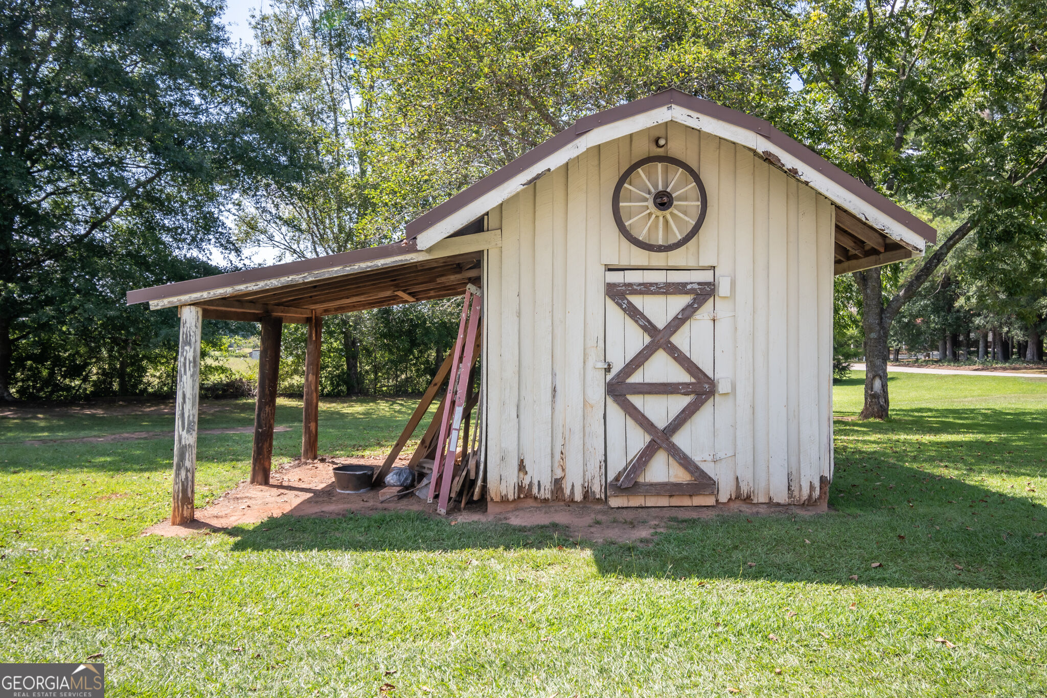 6484 Jefferson River Road Property Photo 9