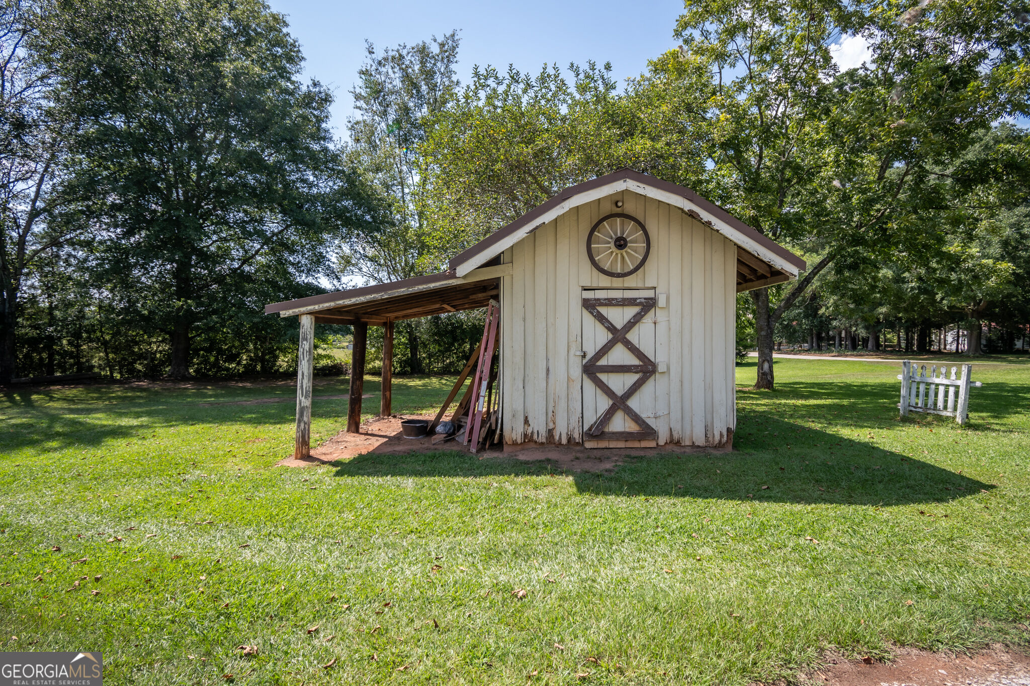6484 Jefferson River Road Property Photo 10