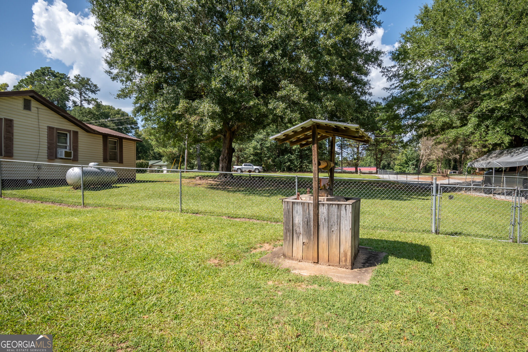 6484 Jefferson River Road Property Photo 13