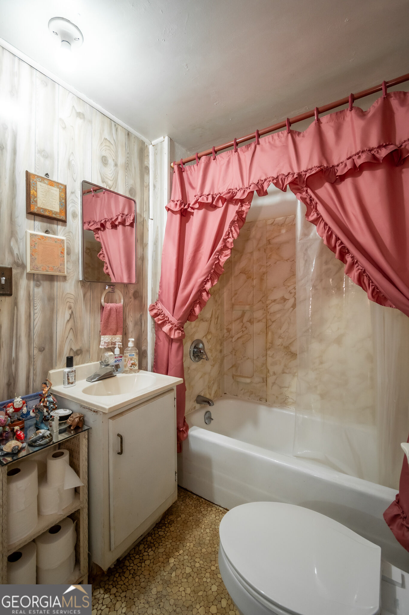 6484 Jefferson River Road Property Photo 25