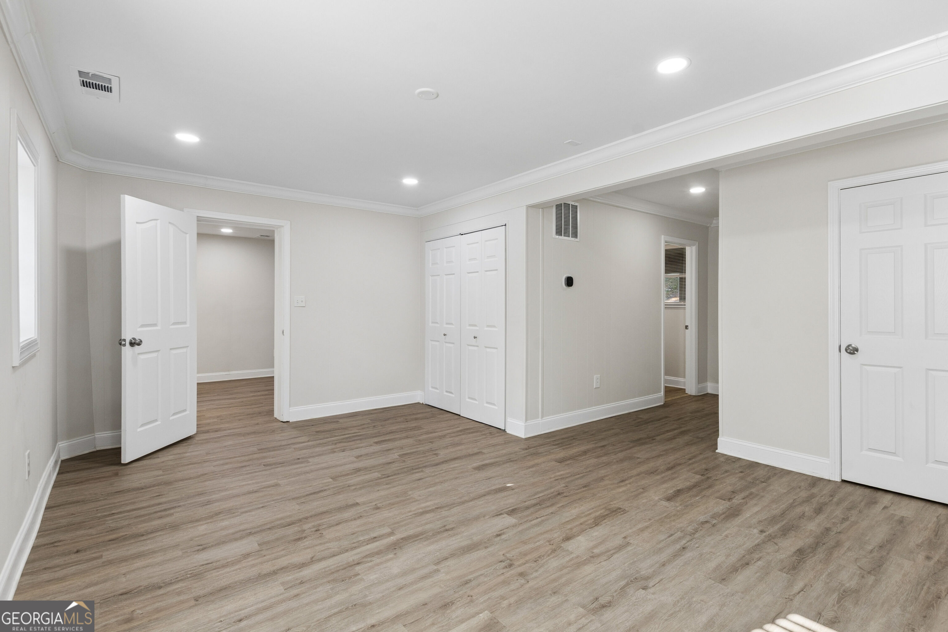 530 E Lake Drive Property Photo 29