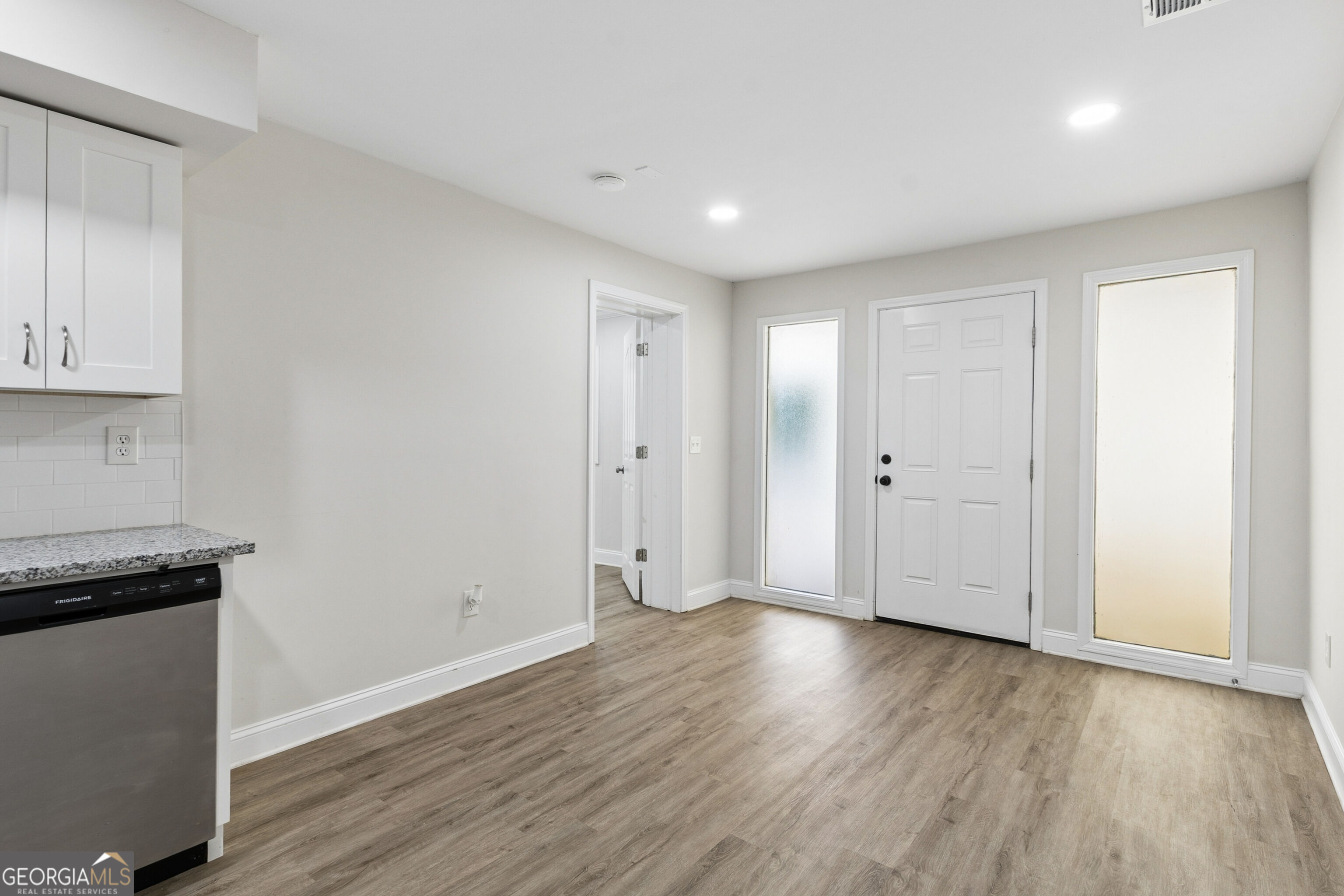 530 E Lake Drive Property Photo 31