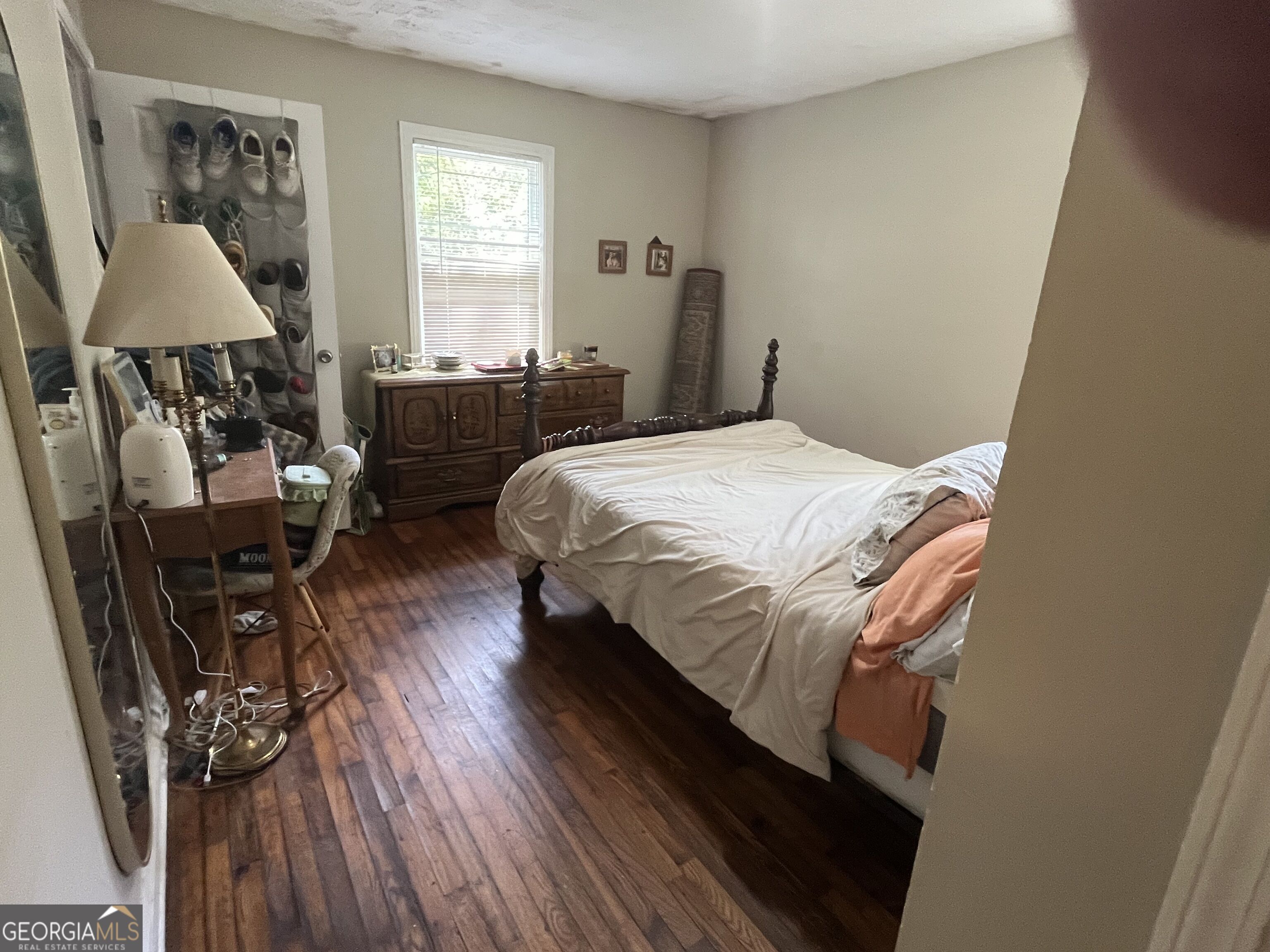 1133 Mable Street SW Property Photo 1