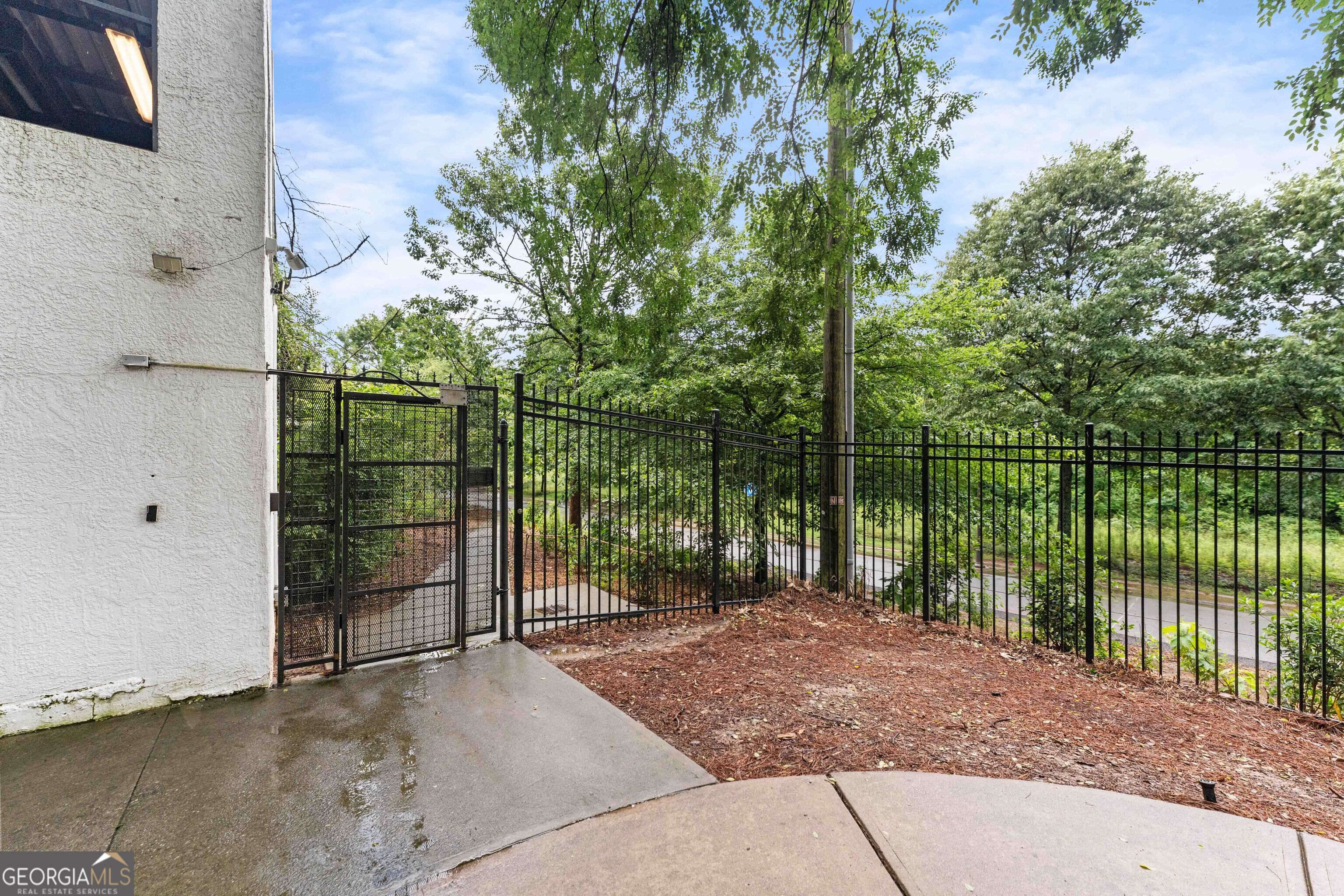 821 Ralph Mcgill Boulevard Ne # 3411 Property Photo 28