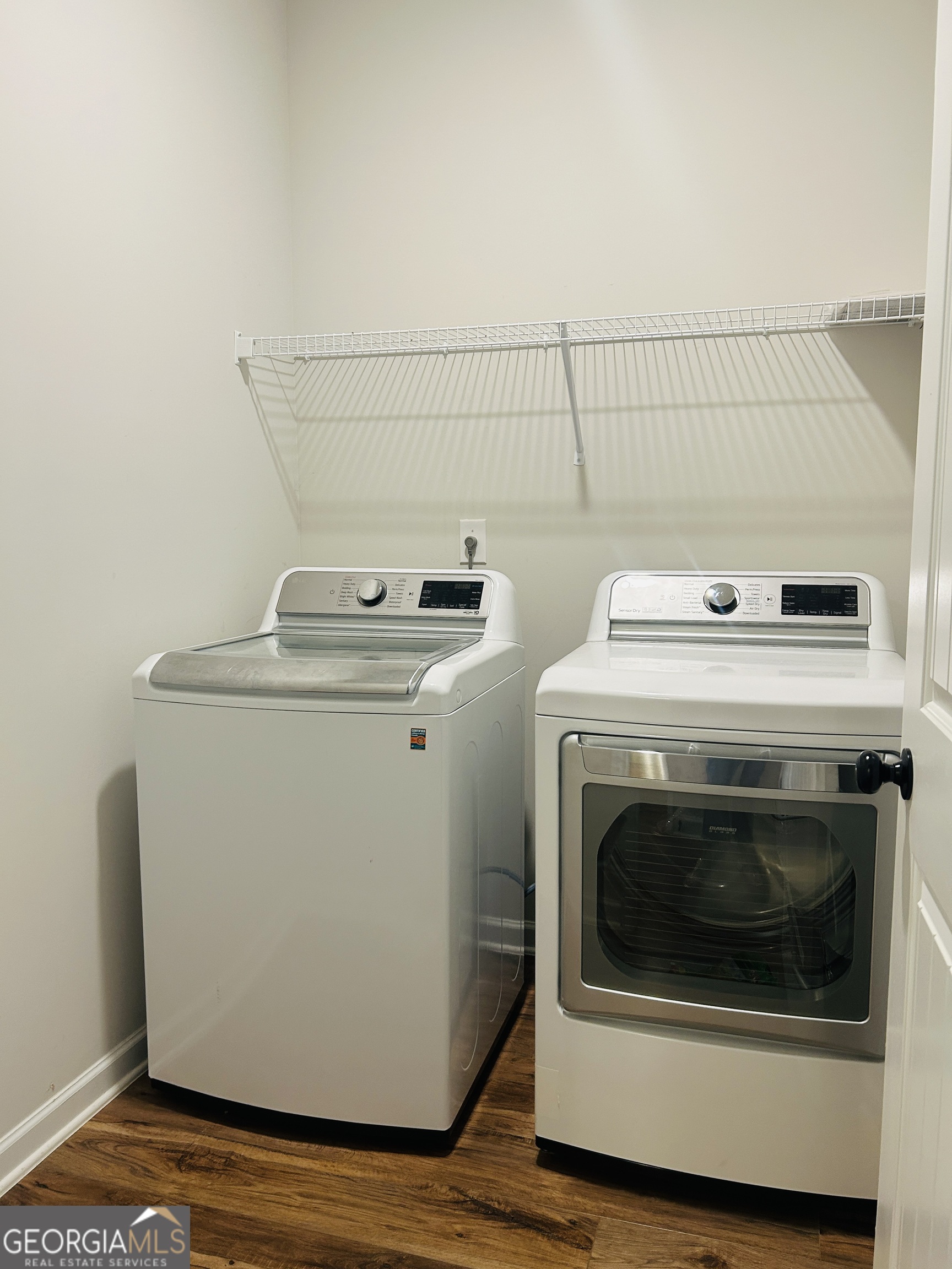 57 Pacific Avenue Property Photo 15