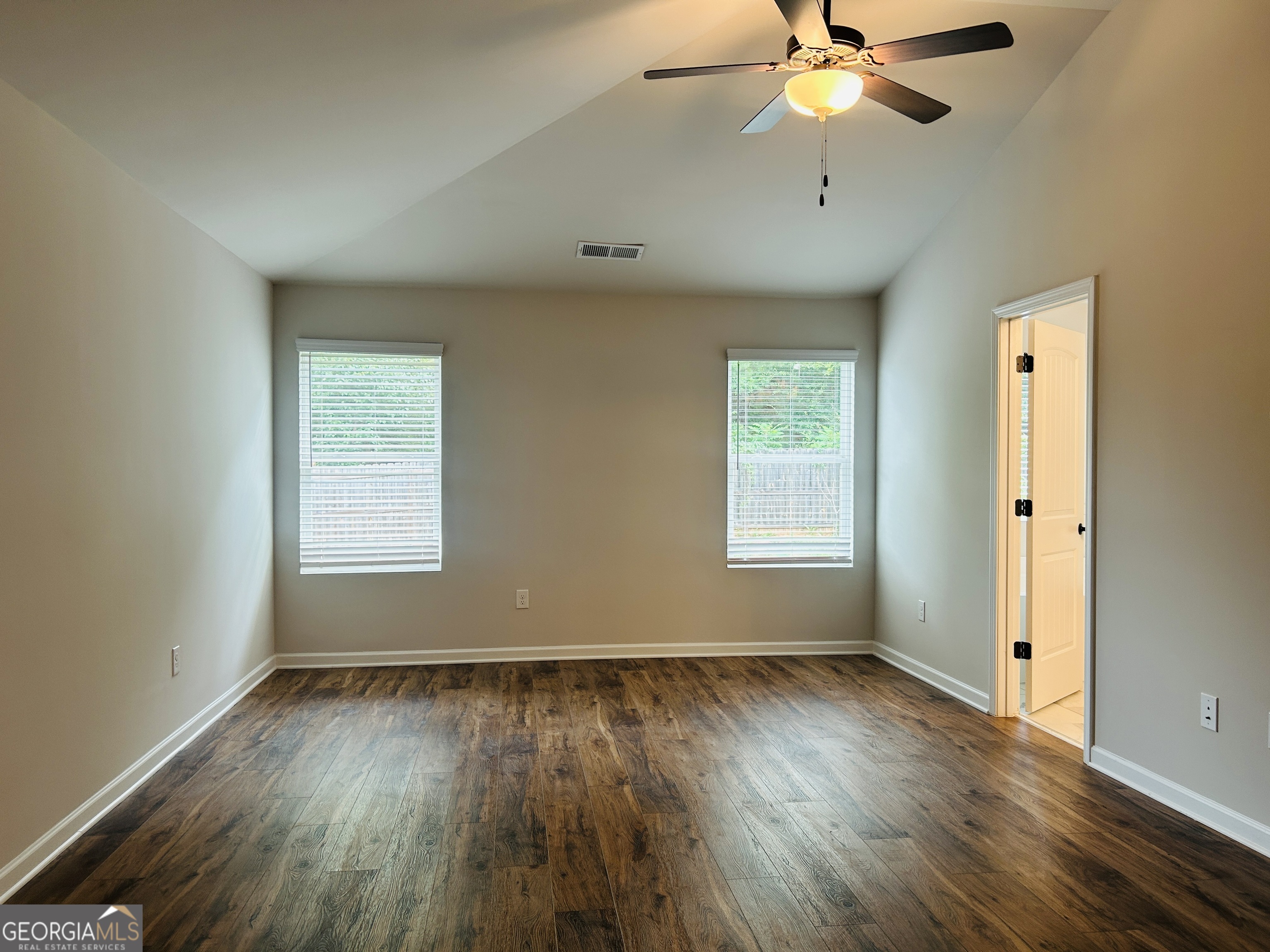 57 Pacific Avenue Property Photo 20