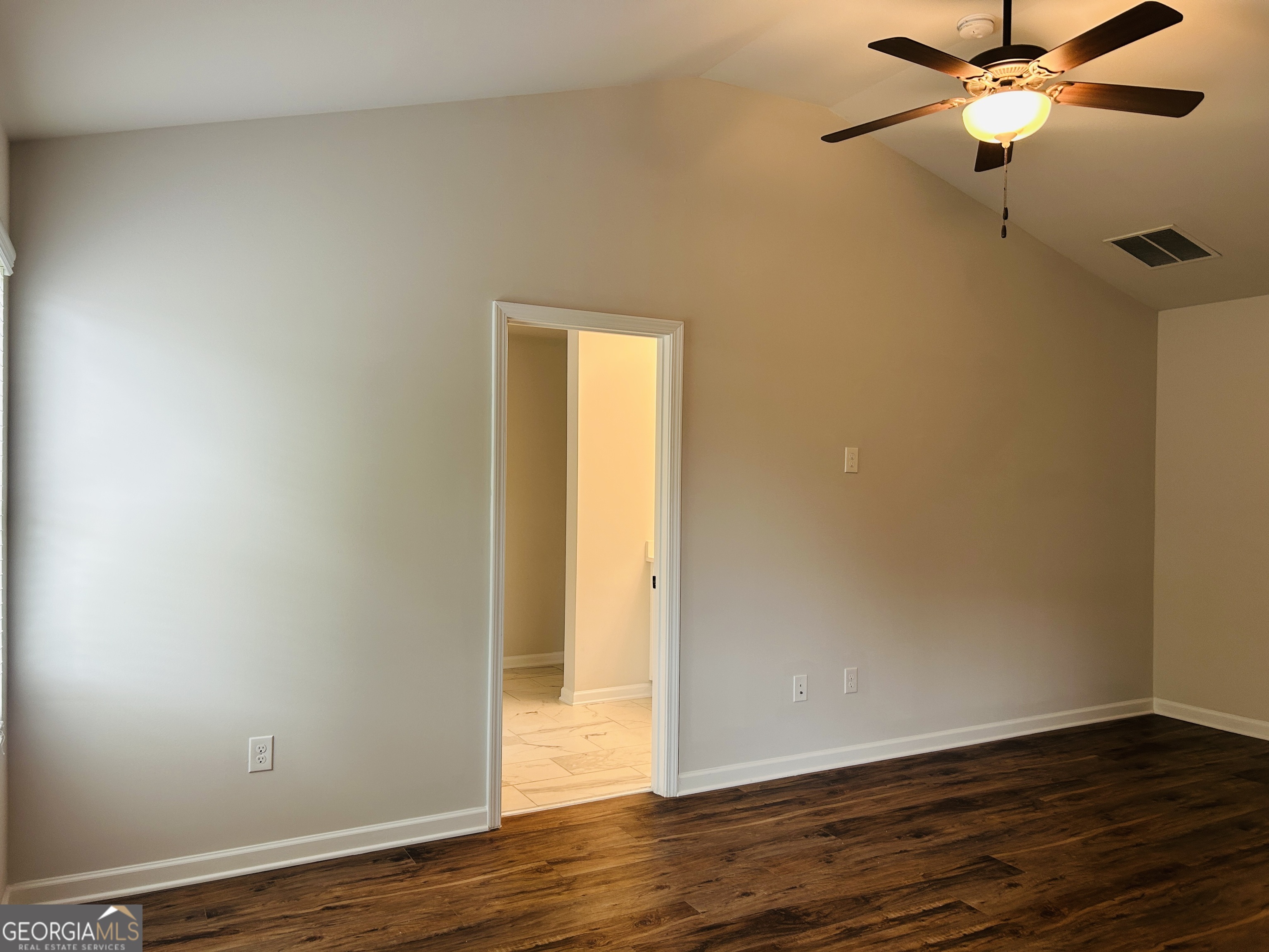 57 Pacific Avenue Property Photo 21
