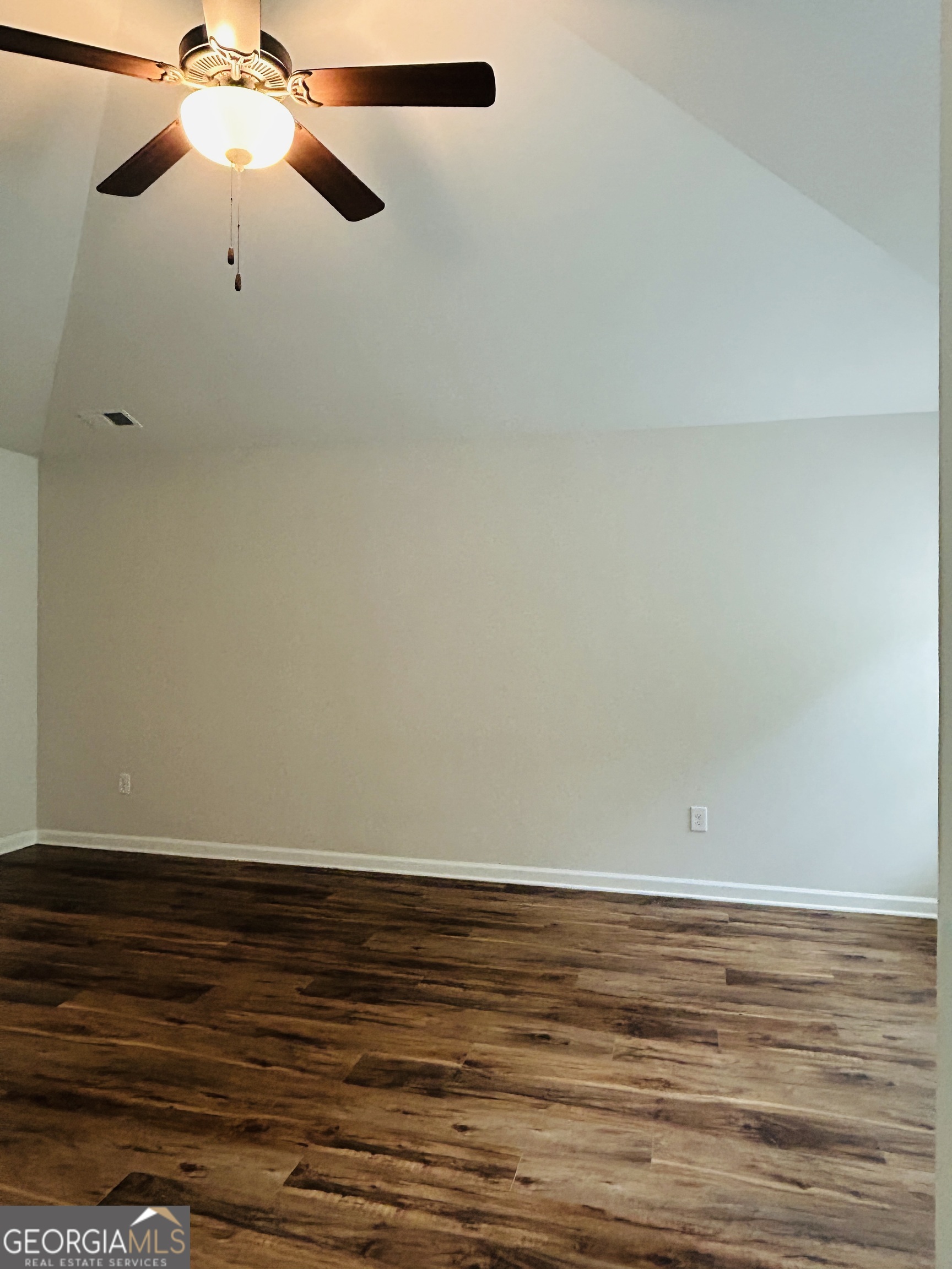 57 Pacific Avenue Property Photo 28