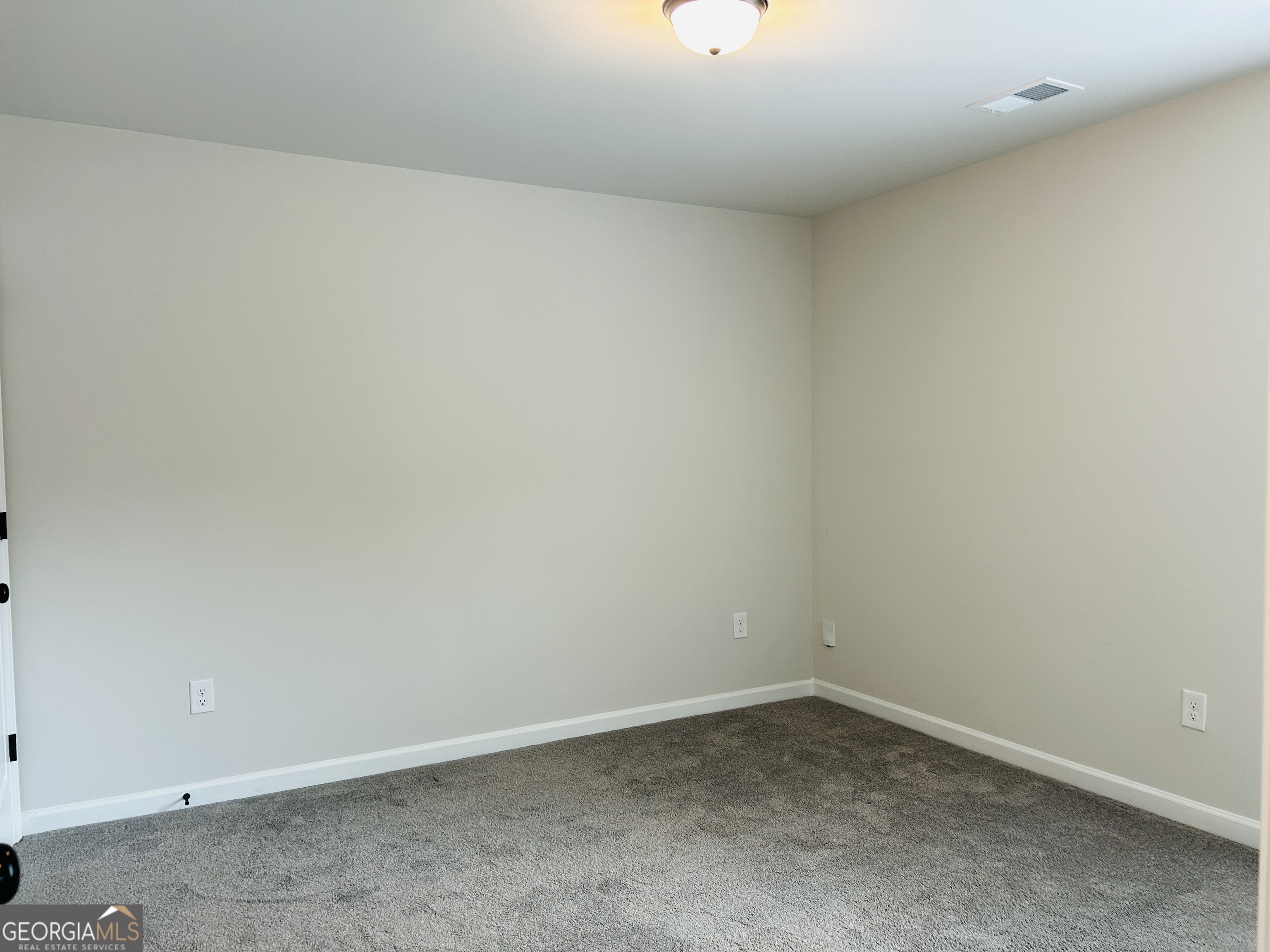 57 Pacific Avenue Property Photo 32