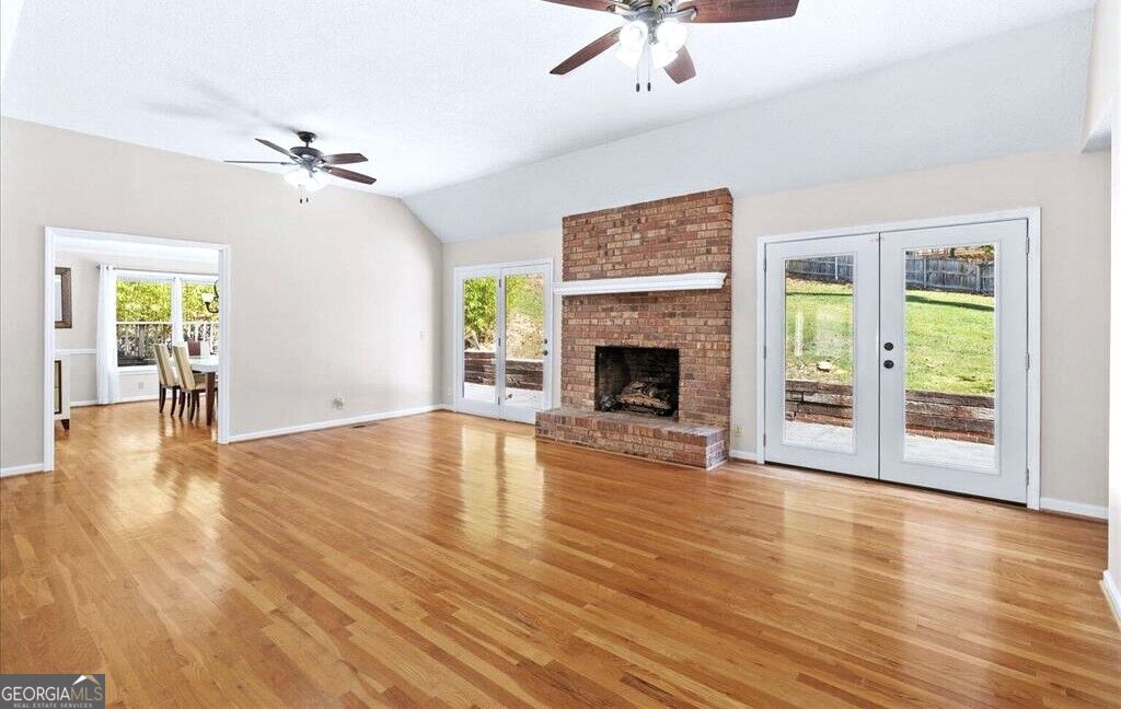 224 Shadowood Drive Se Property Photo 10