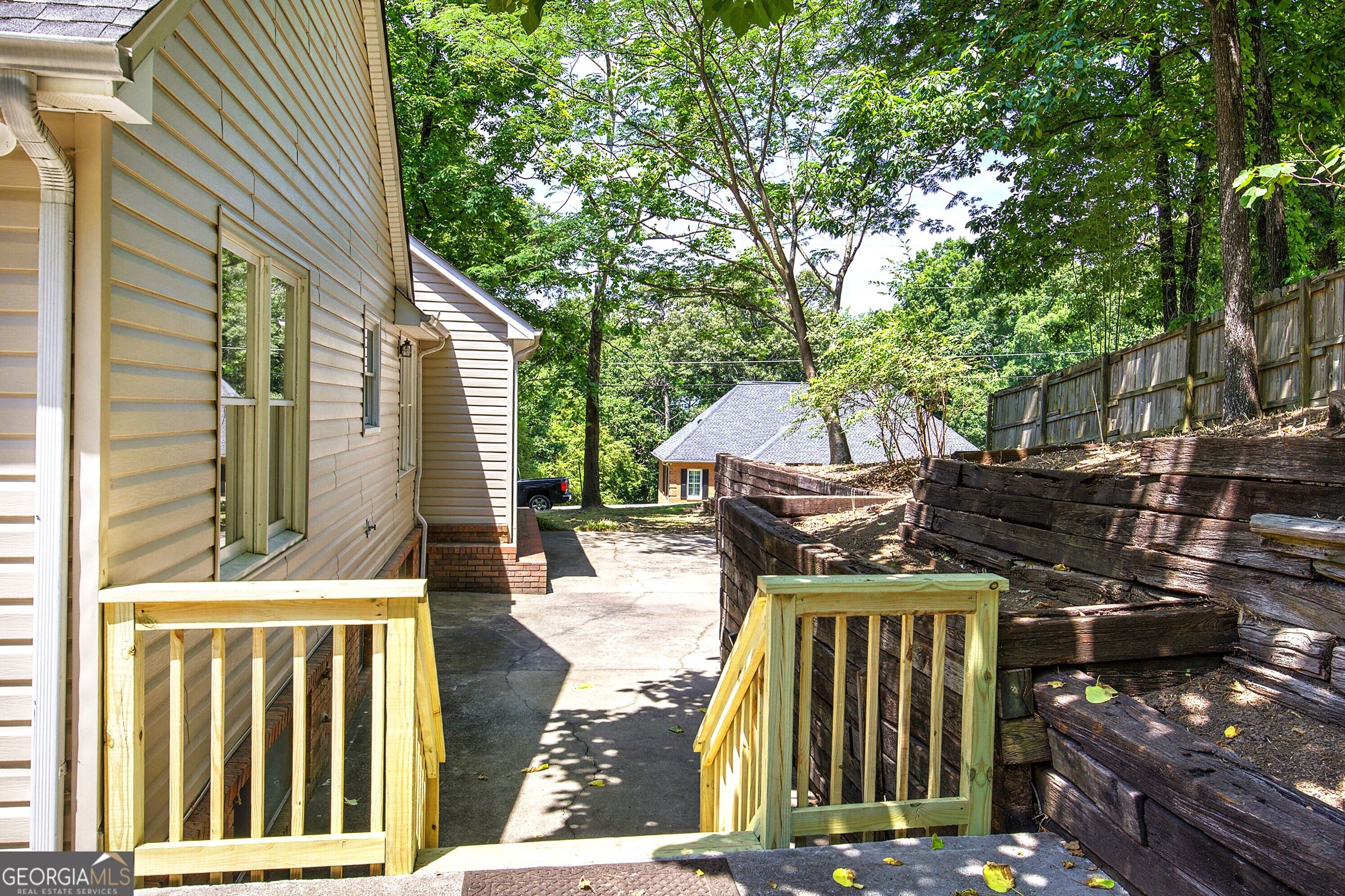 224 Shadowood Drive Se Property Photo 48
