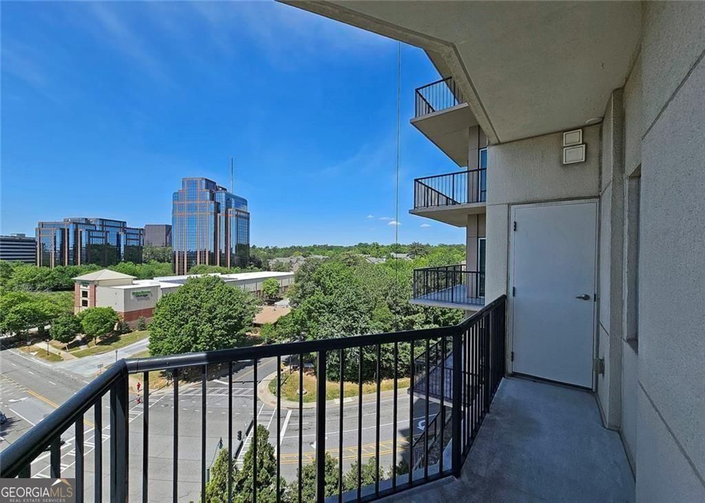 4561 Olde Perimeter Way S # 1002 Property Photo 22
