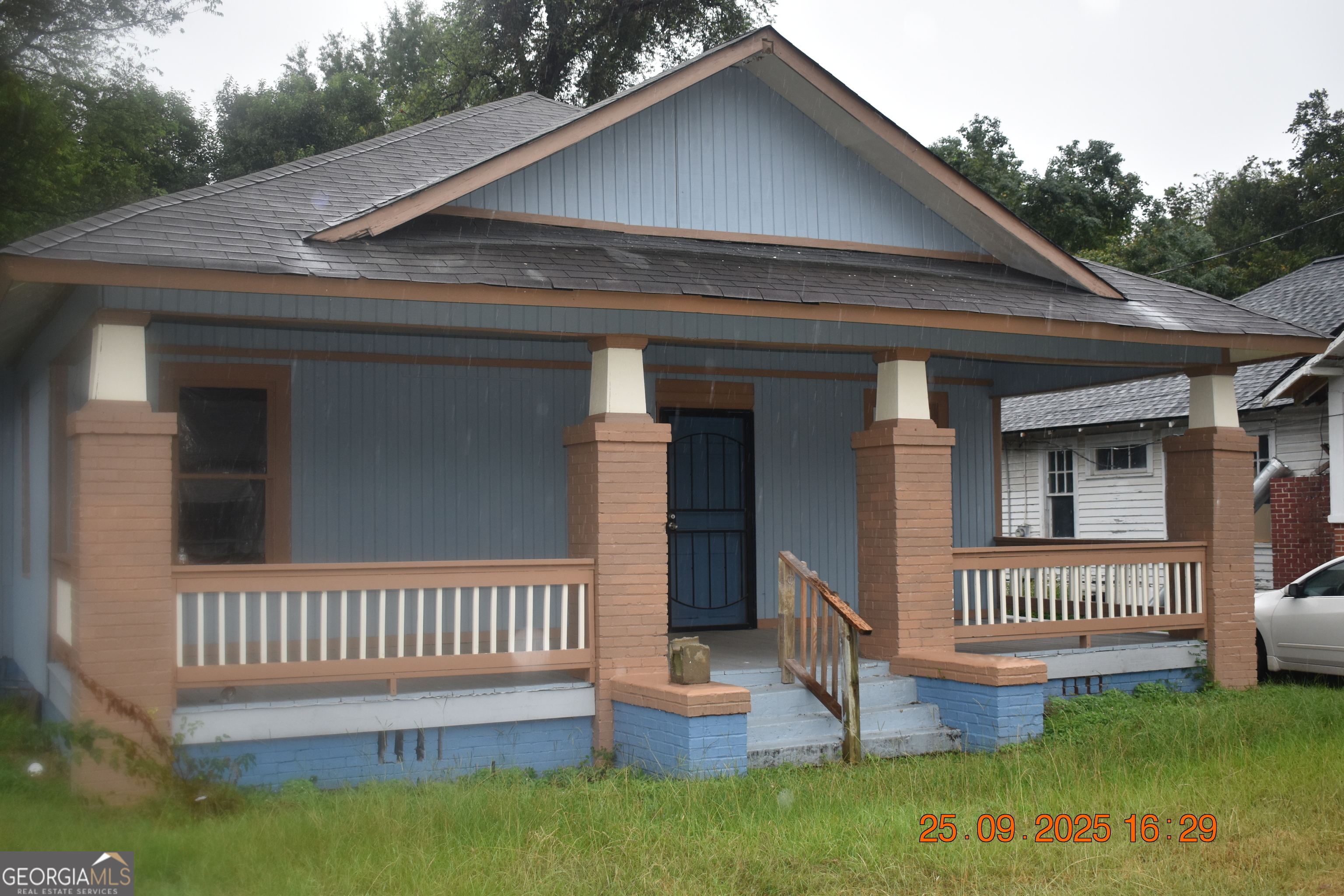 780 Ponce De Leon Avenue Property Photo 1
