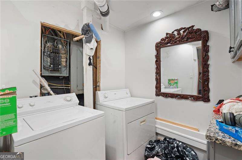 6825 Maddox Road Property Photo 14