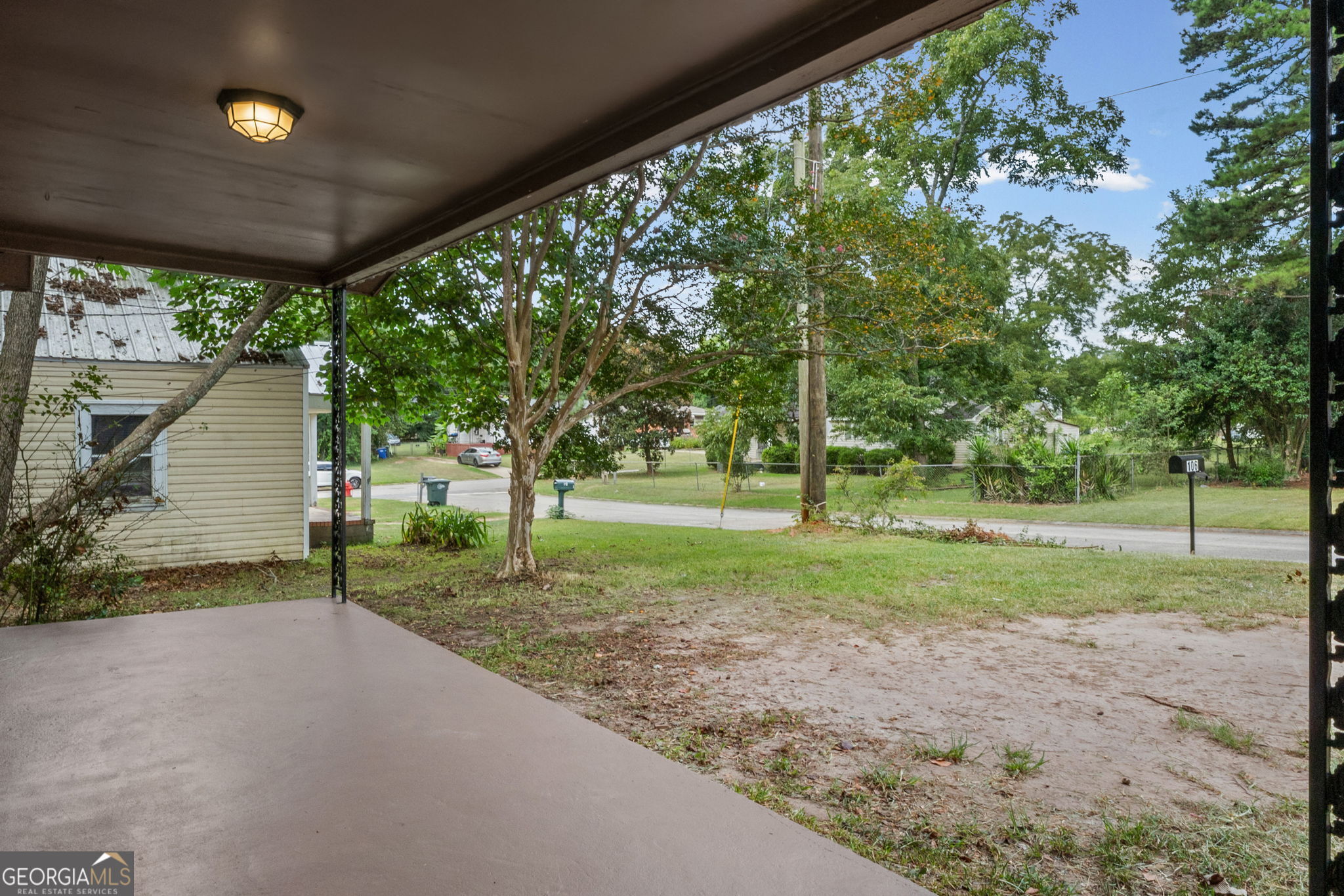 106 Grady Street Property Photo 4