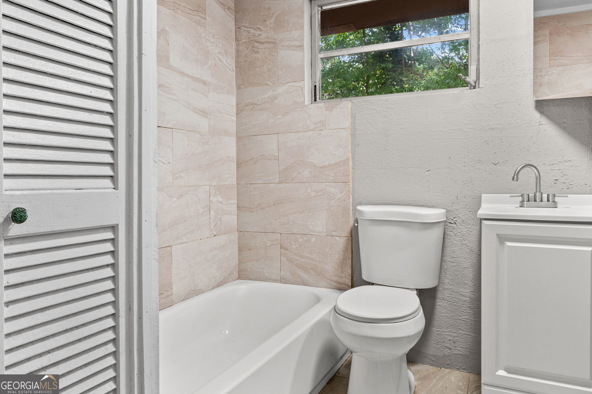 106 Grady Street Property Photo 19
