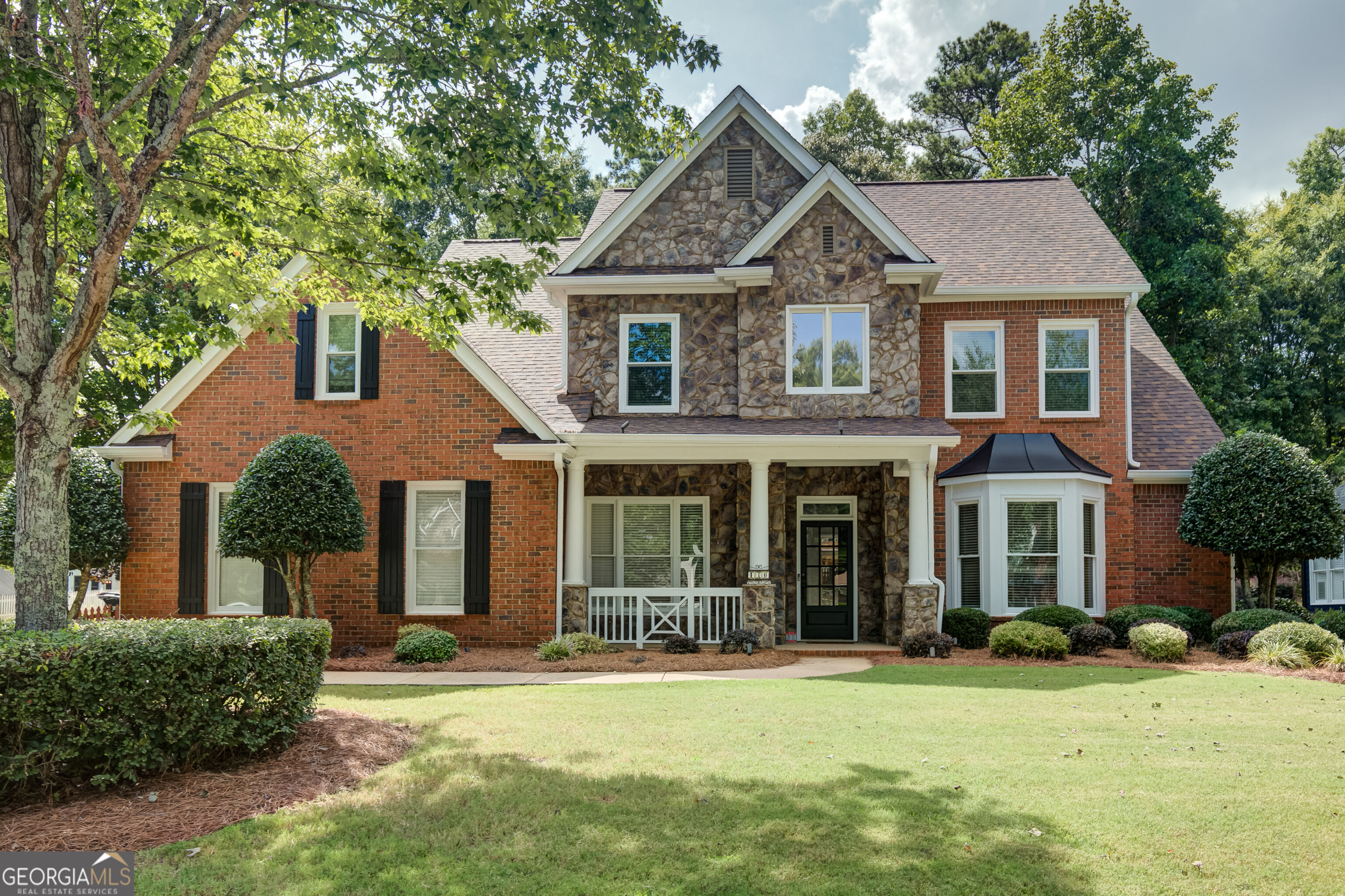 430 Lake Forest Drive Property Photo 1
