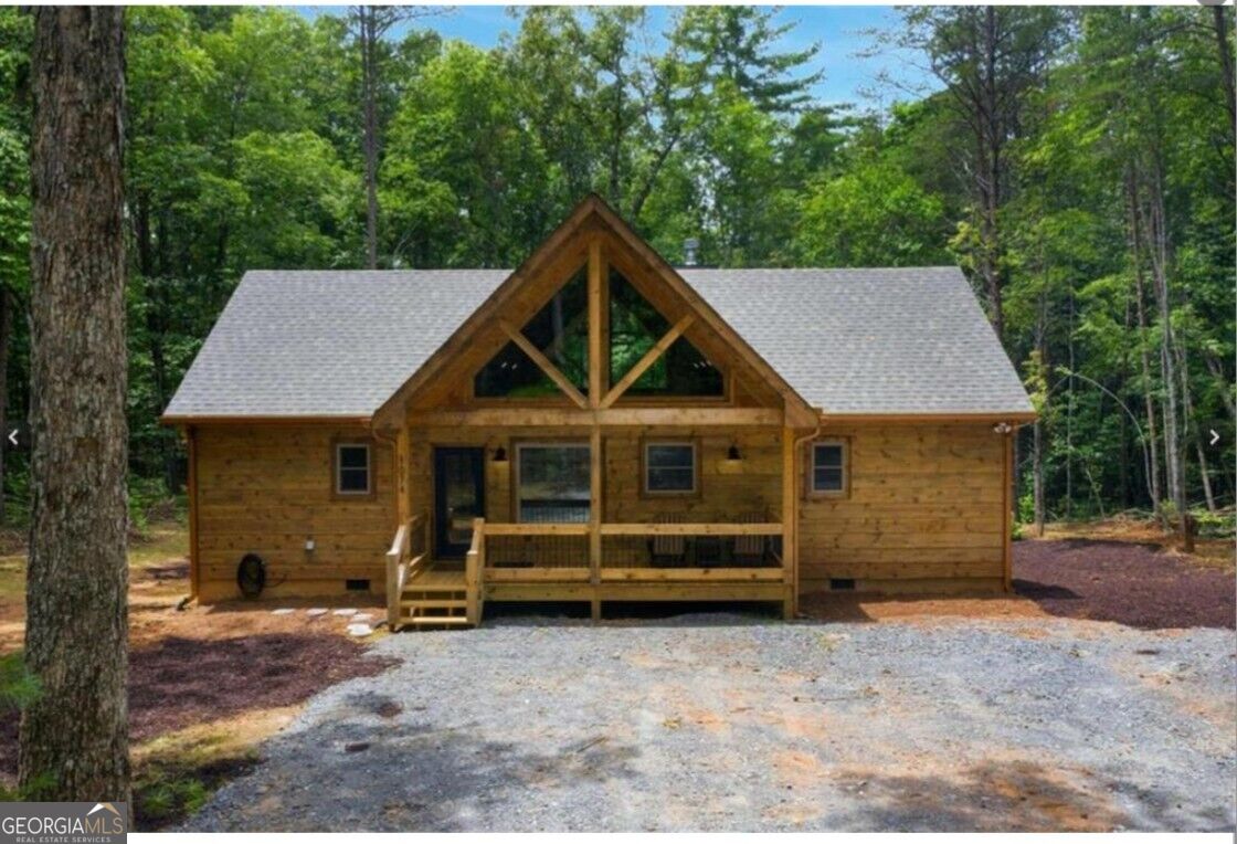 1074 Lees Ride Property Photo 1