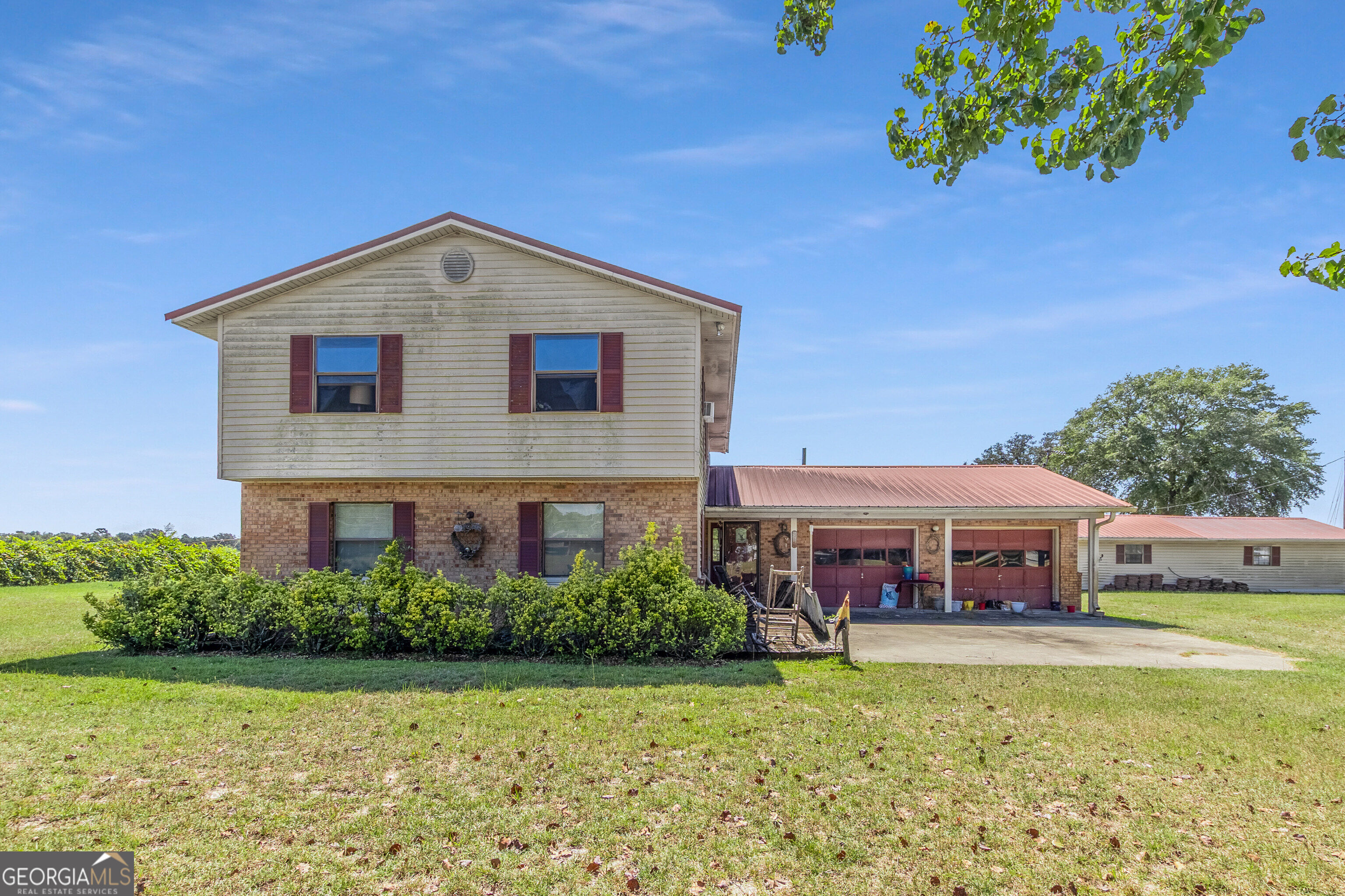1110 Us Highway 280 W Property Photo 2