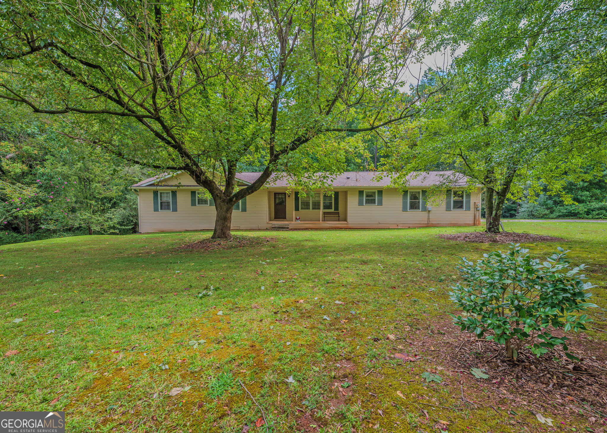 1524 Welcome Home Road Property Photo 1