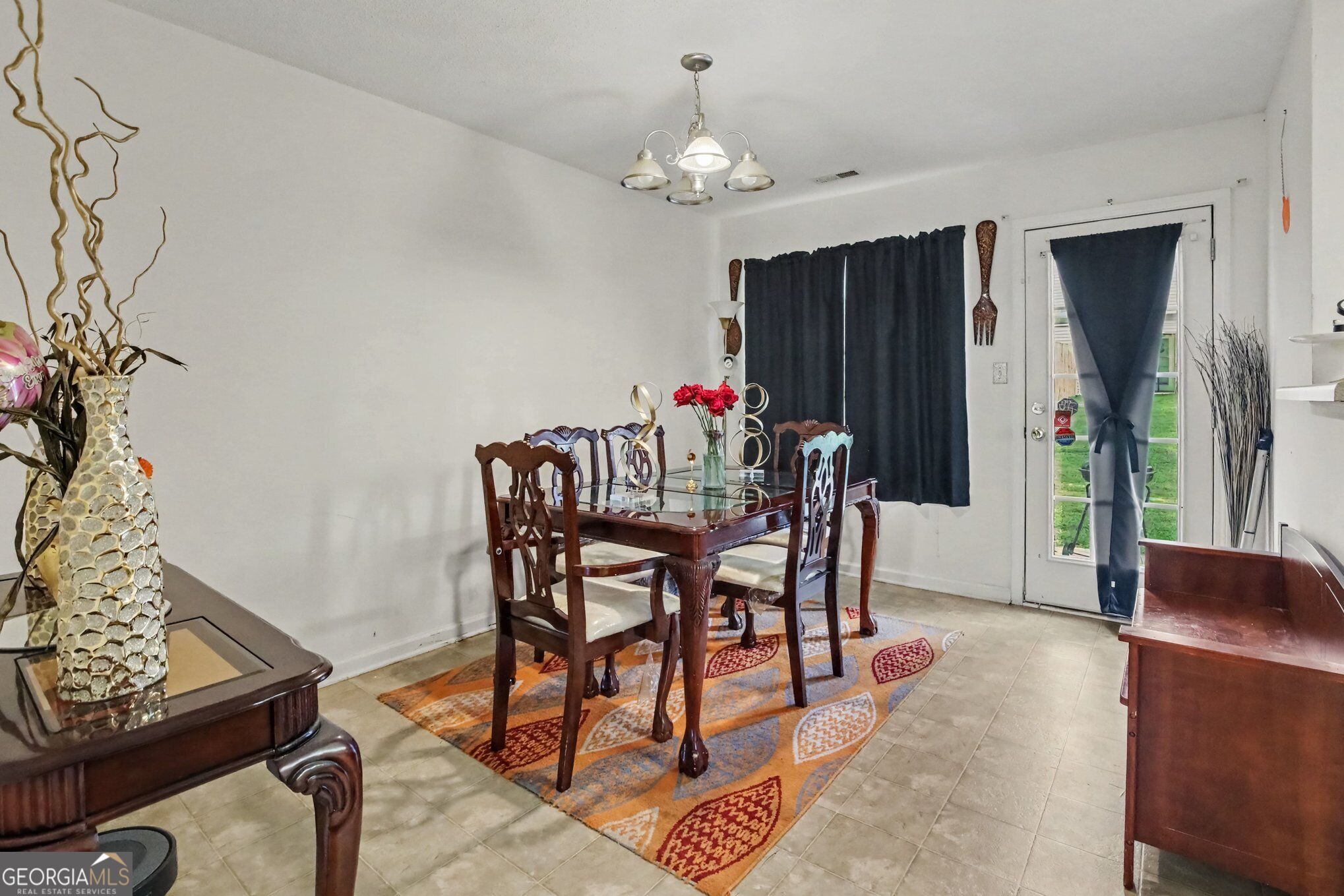 1763 Fielding Way Property Photo 3
