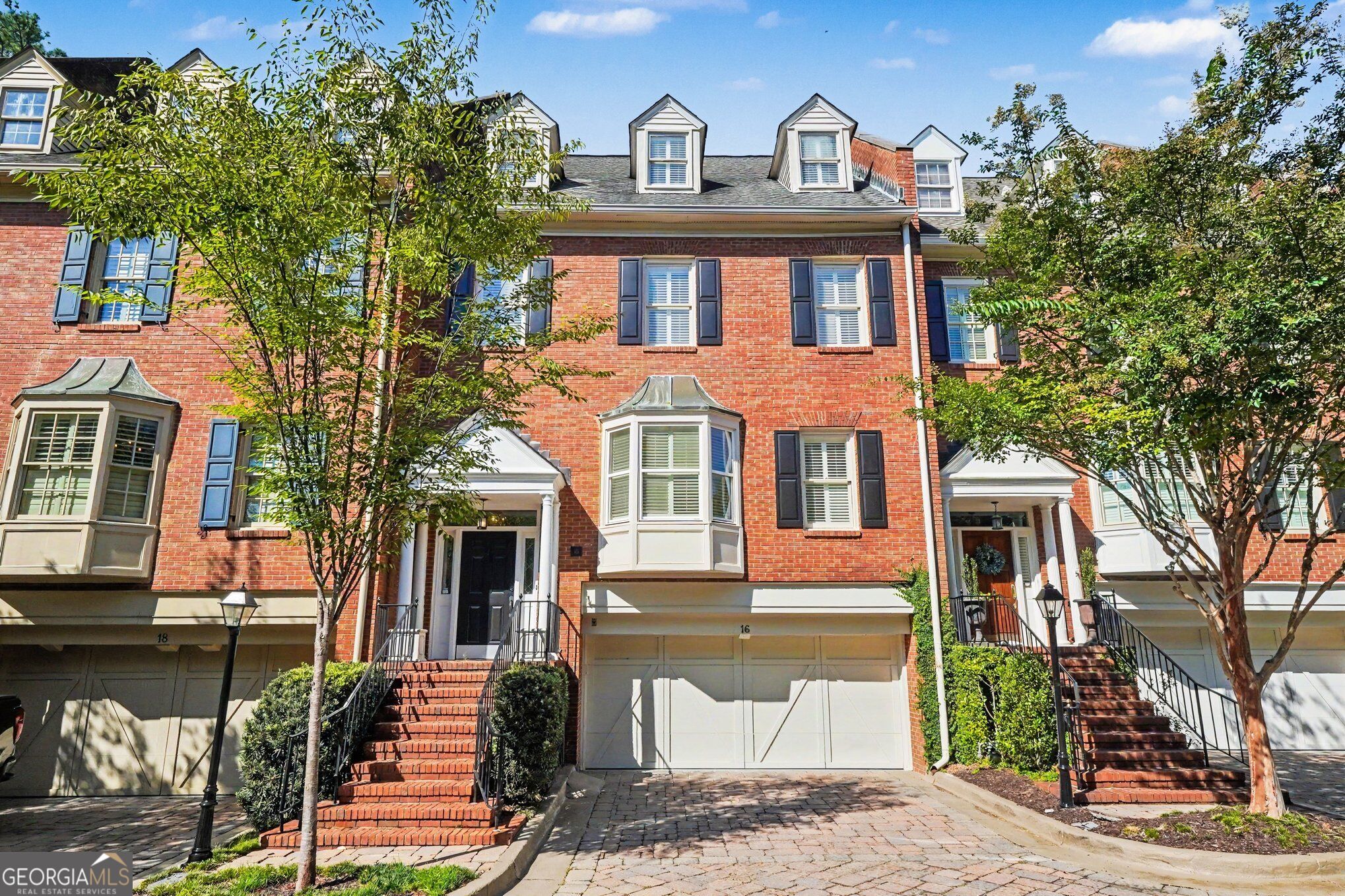 3685 Peachtree Road Ne # 16 Property Photo 1