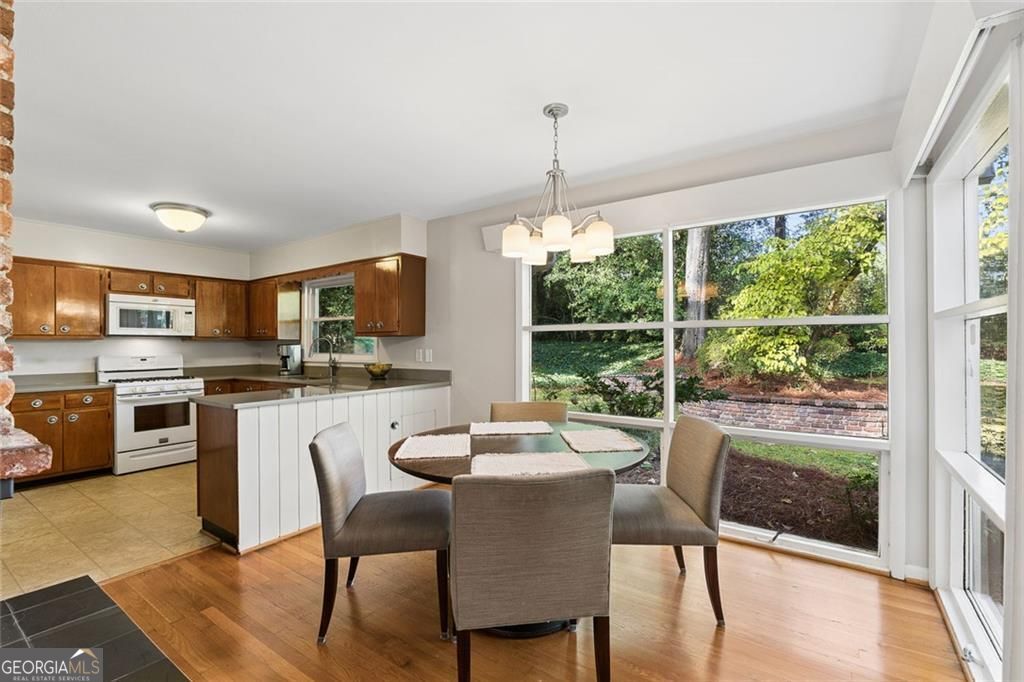 774 Briar Park Court Ne Property Photo 13