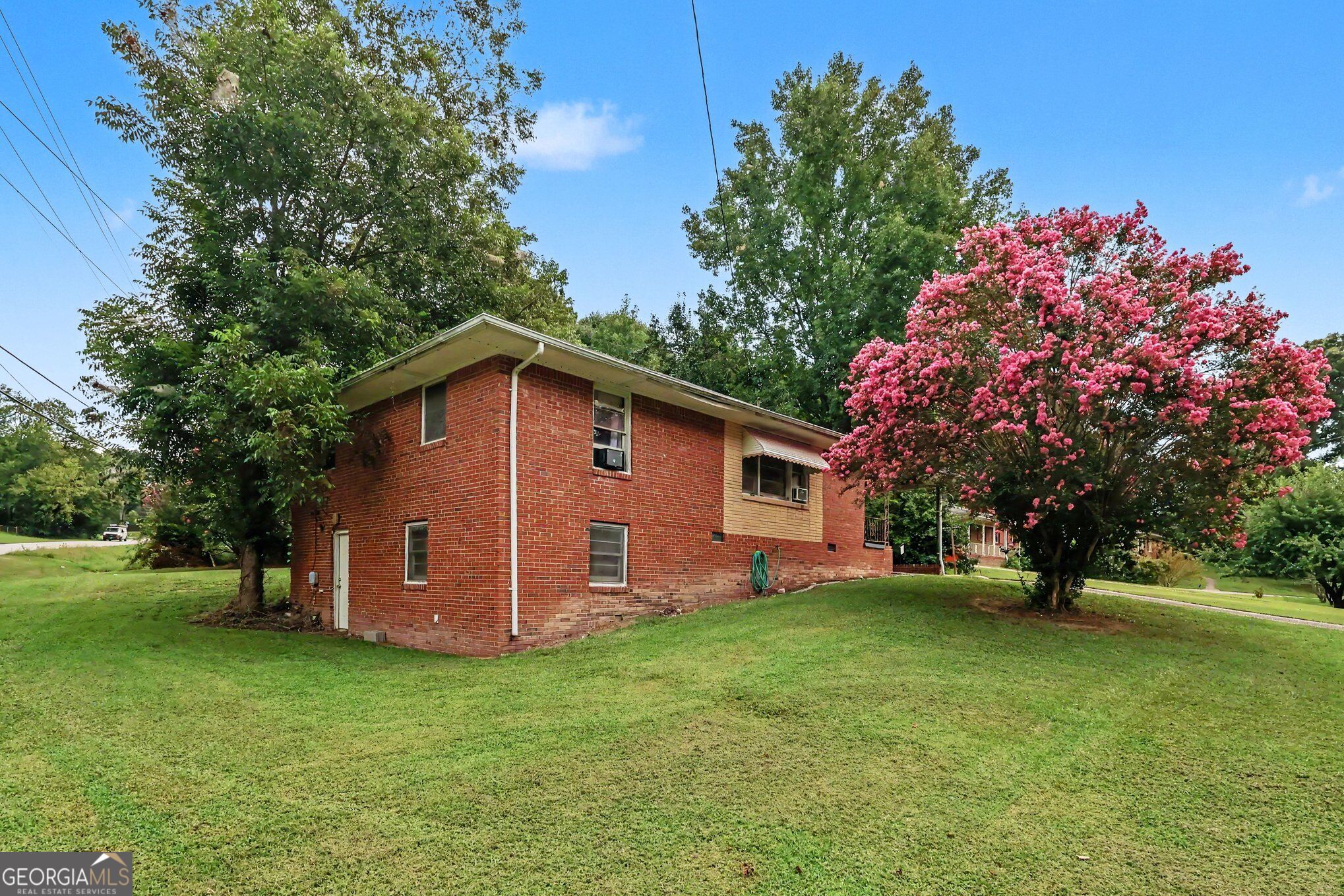 6812 Cherry Circle Property Photo 1