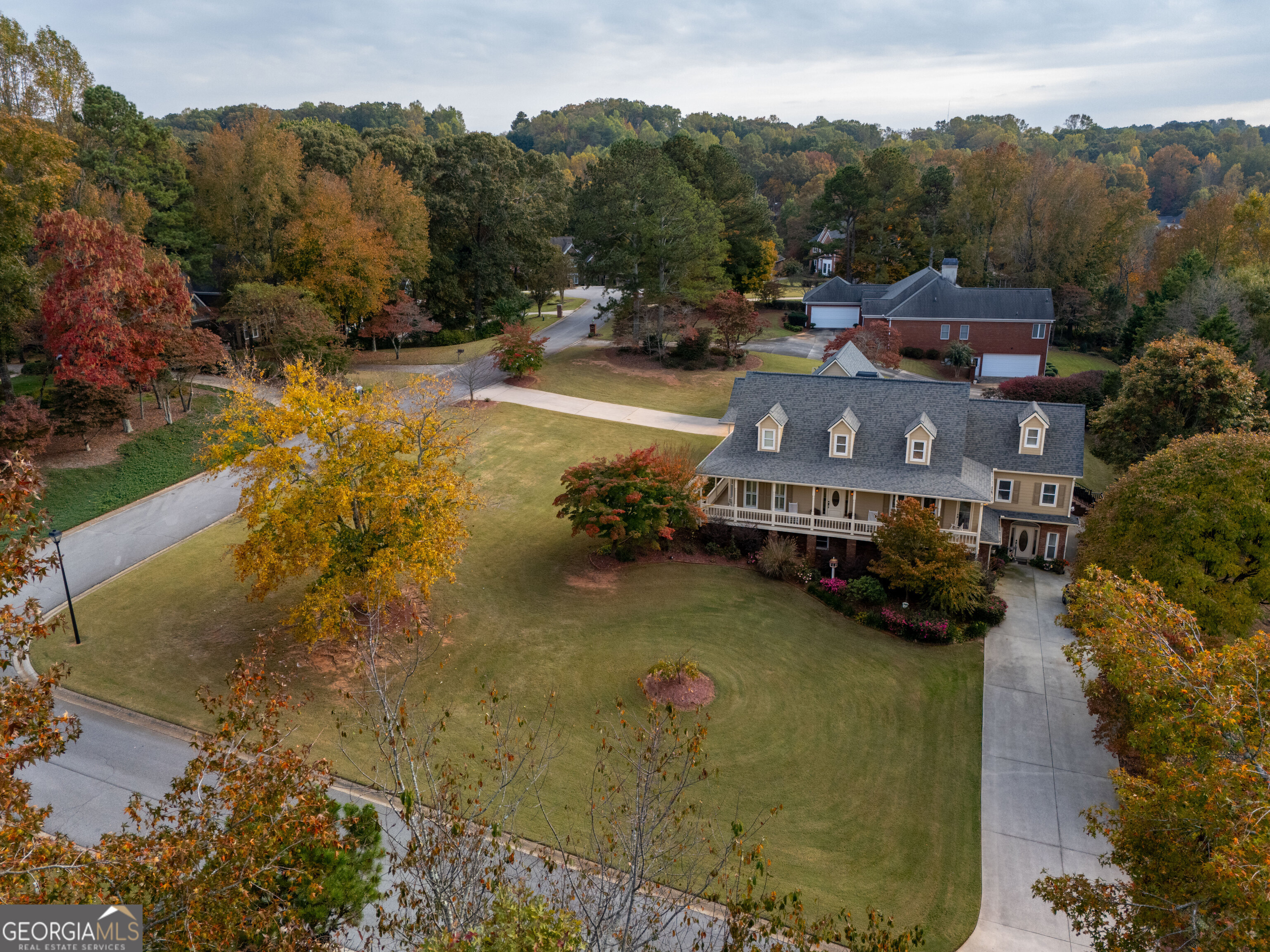 4604 Midlands Green Property Photo 3