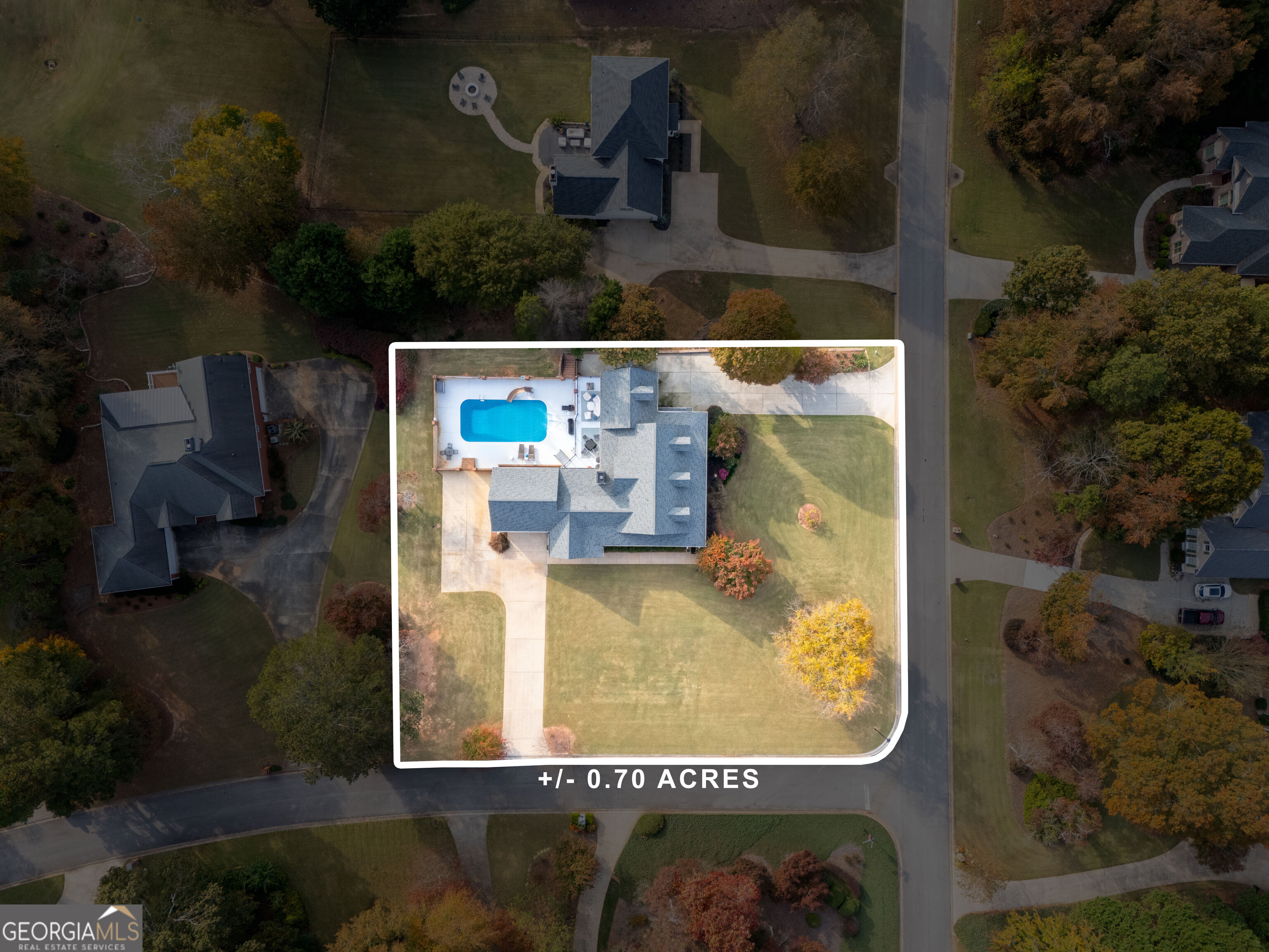4604 Midlands Green Property Photo 4