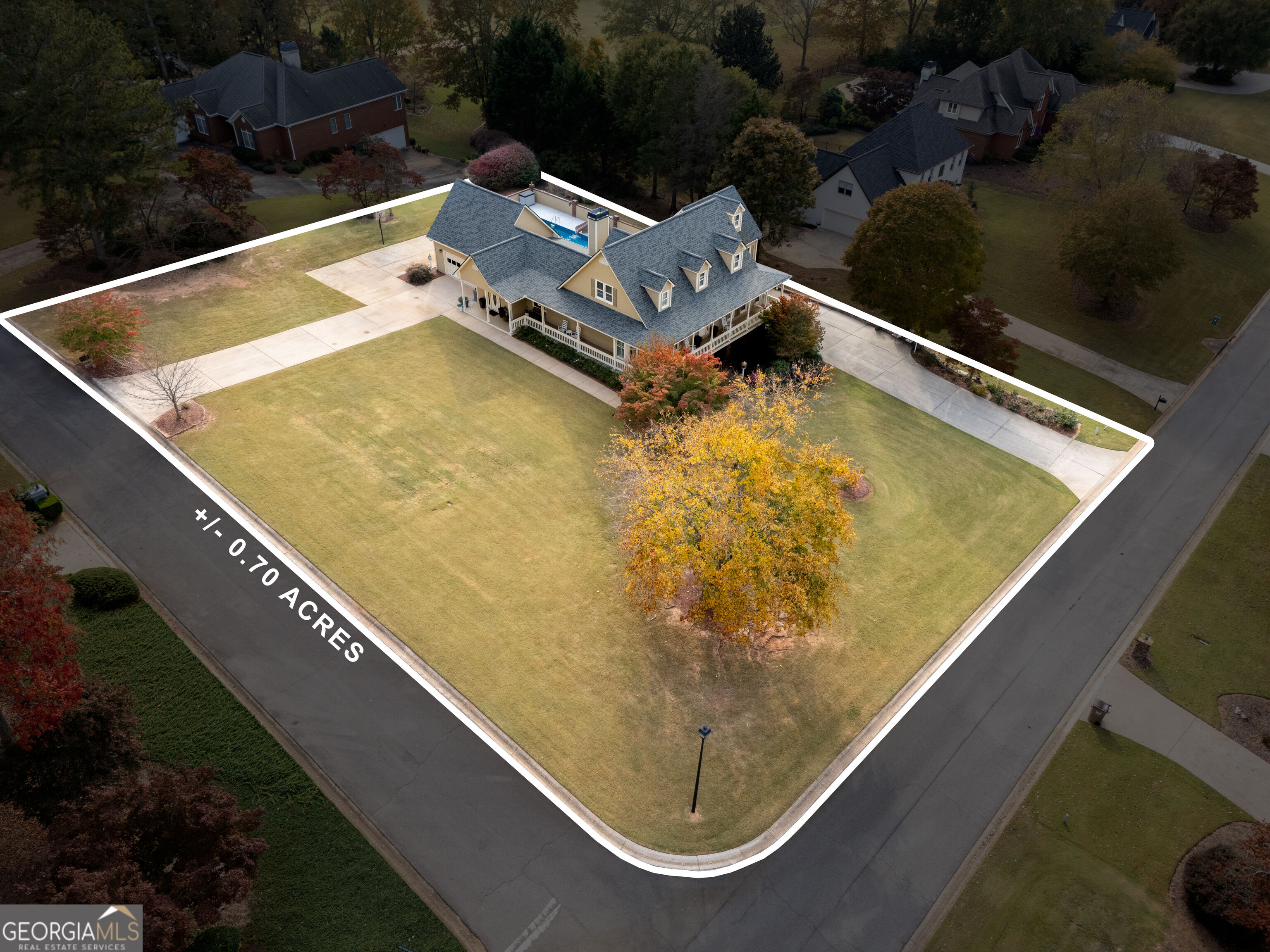 4604 Midlands Green Property Photo 10