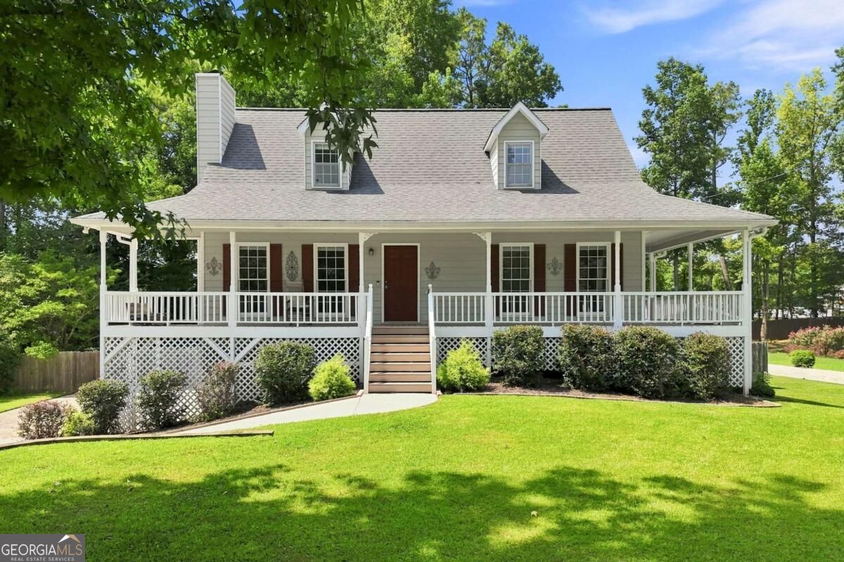 90 Maplewood Lane Property Photo 3