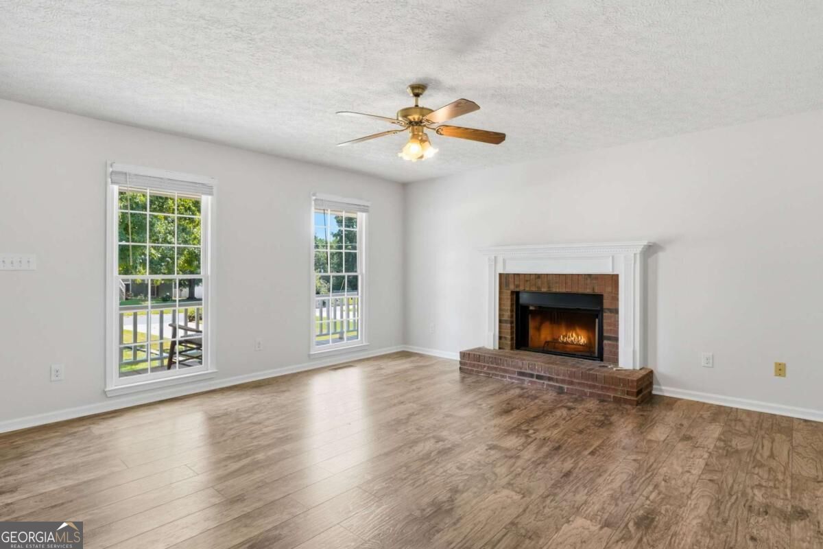 90 Maplewood Lane Property Photo 12
