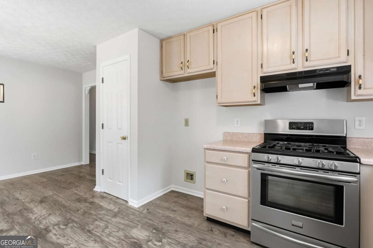 90 Maplewood Lane Property Photo 16