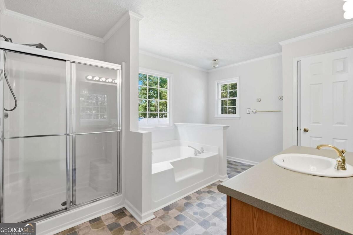 90 Maplewood Lane Property Photo 17