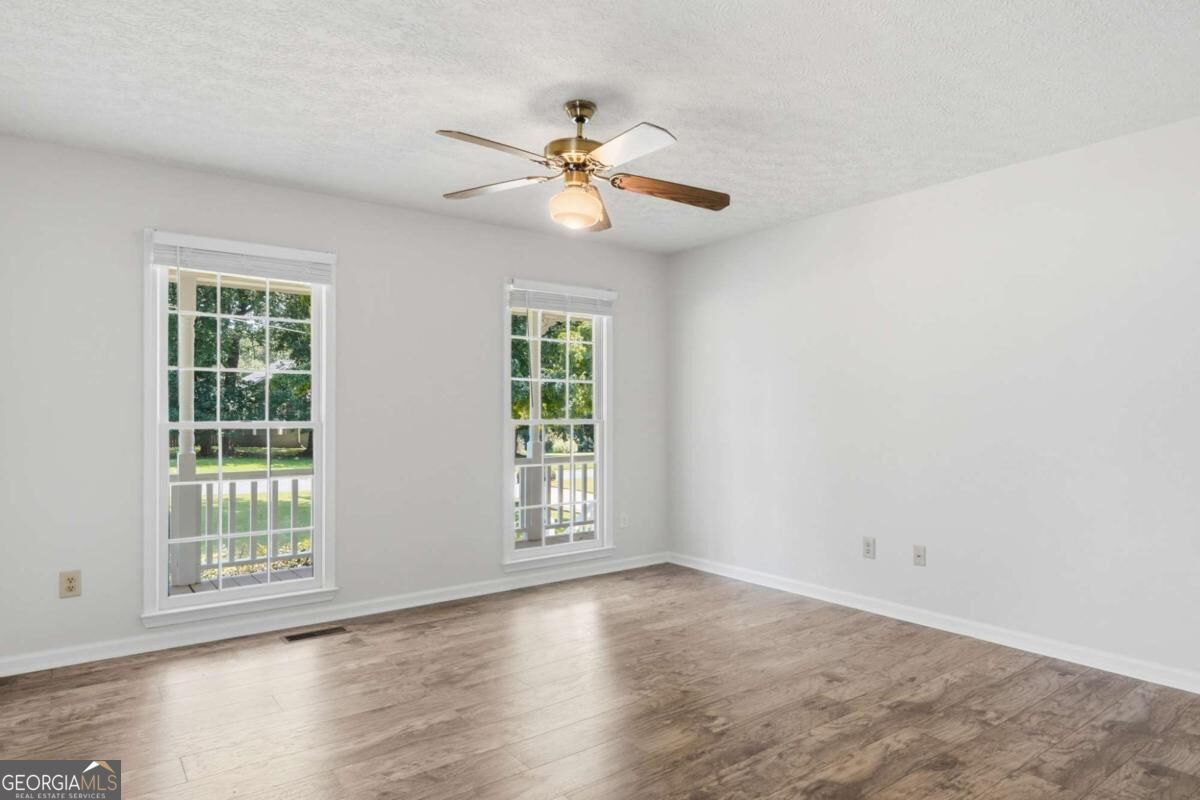 90 Maplewood Lane Property Photo 20