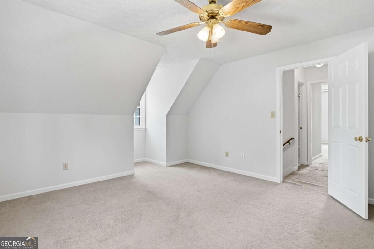 90 Maplewood Lane Property Photo 26