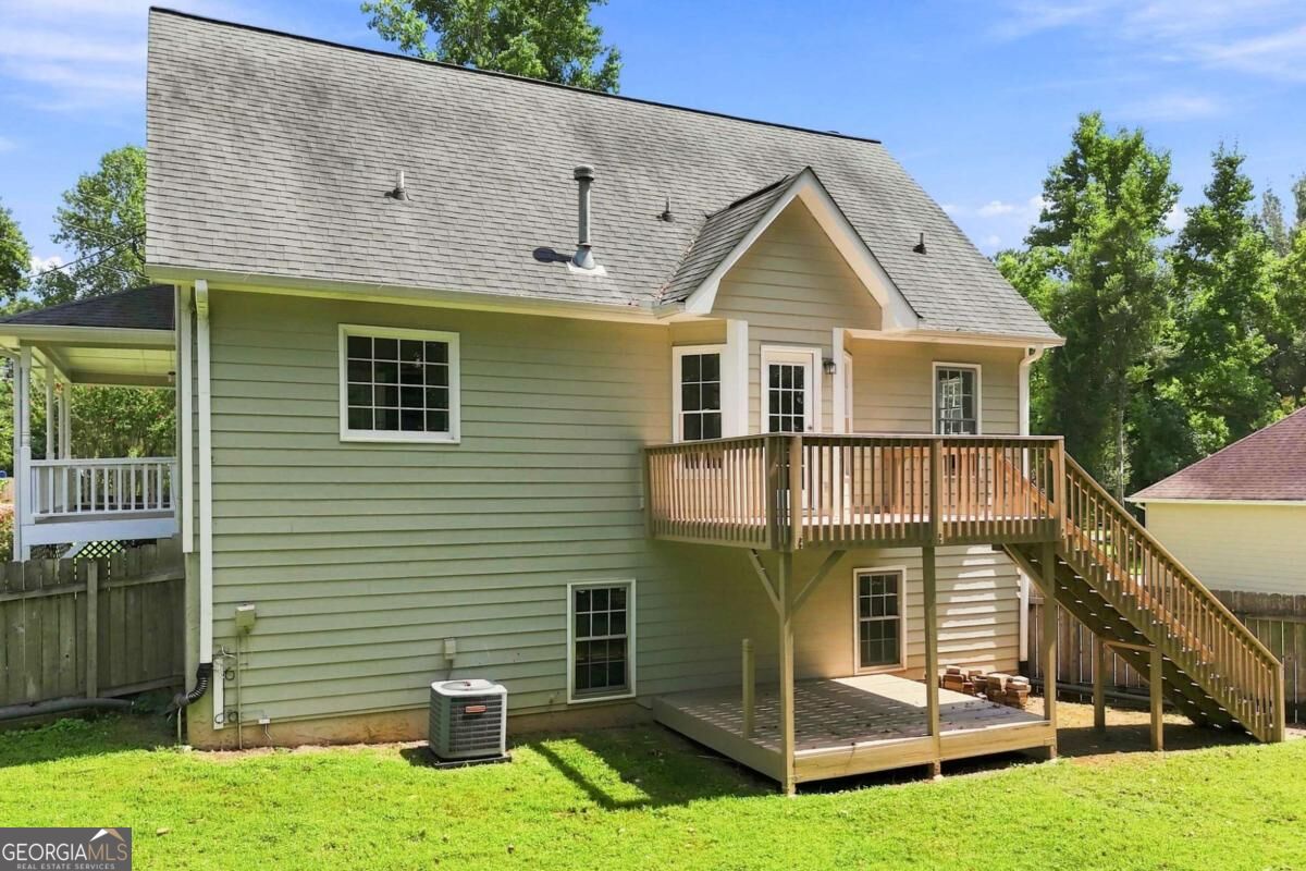 90 Maplewood Lane Property Photo 36