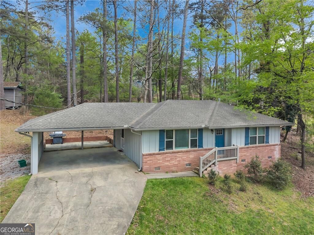 6005 Dolvin Lane Property Photo 1