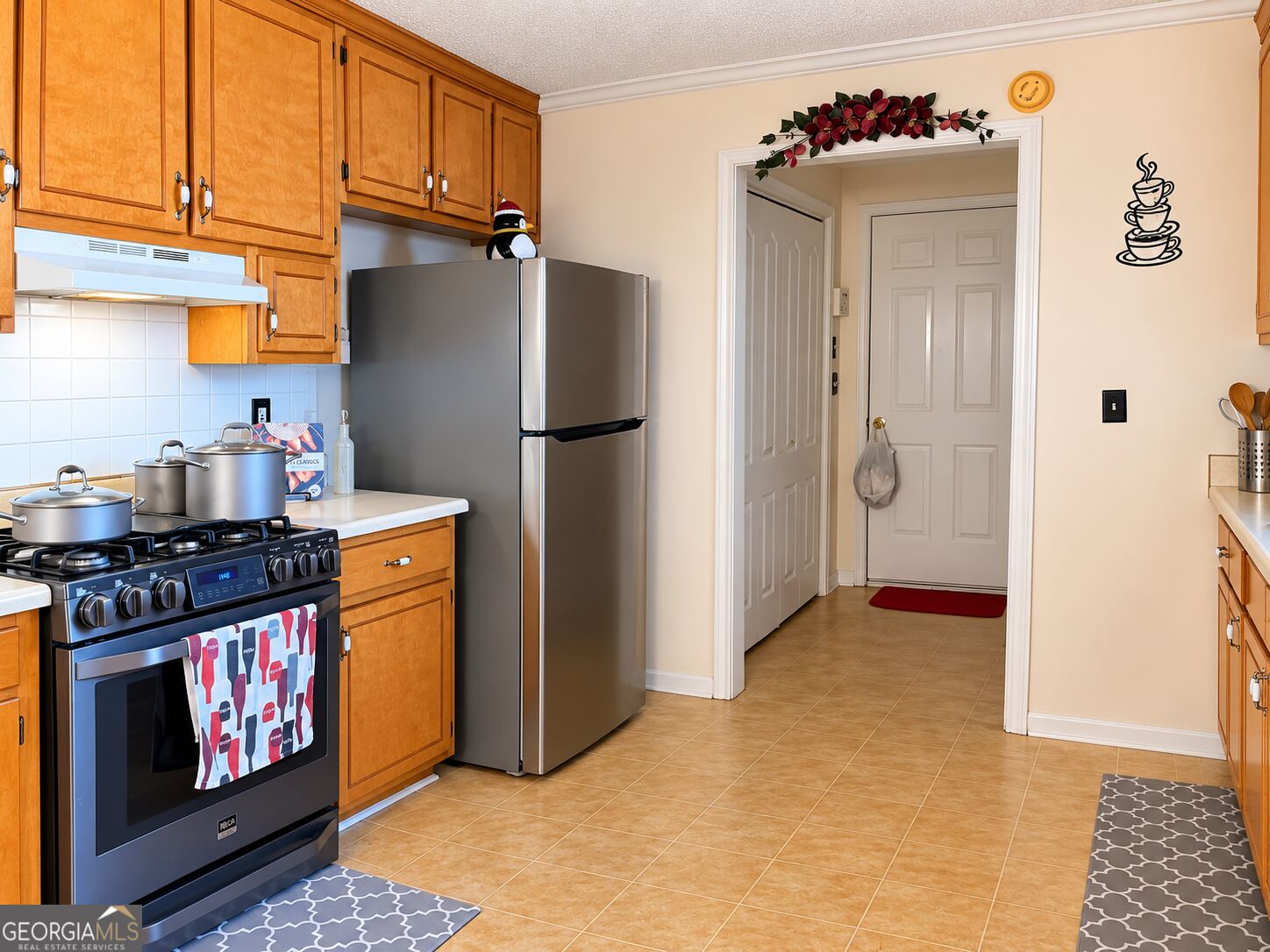 10200 Commons Crossing Property Photo 12