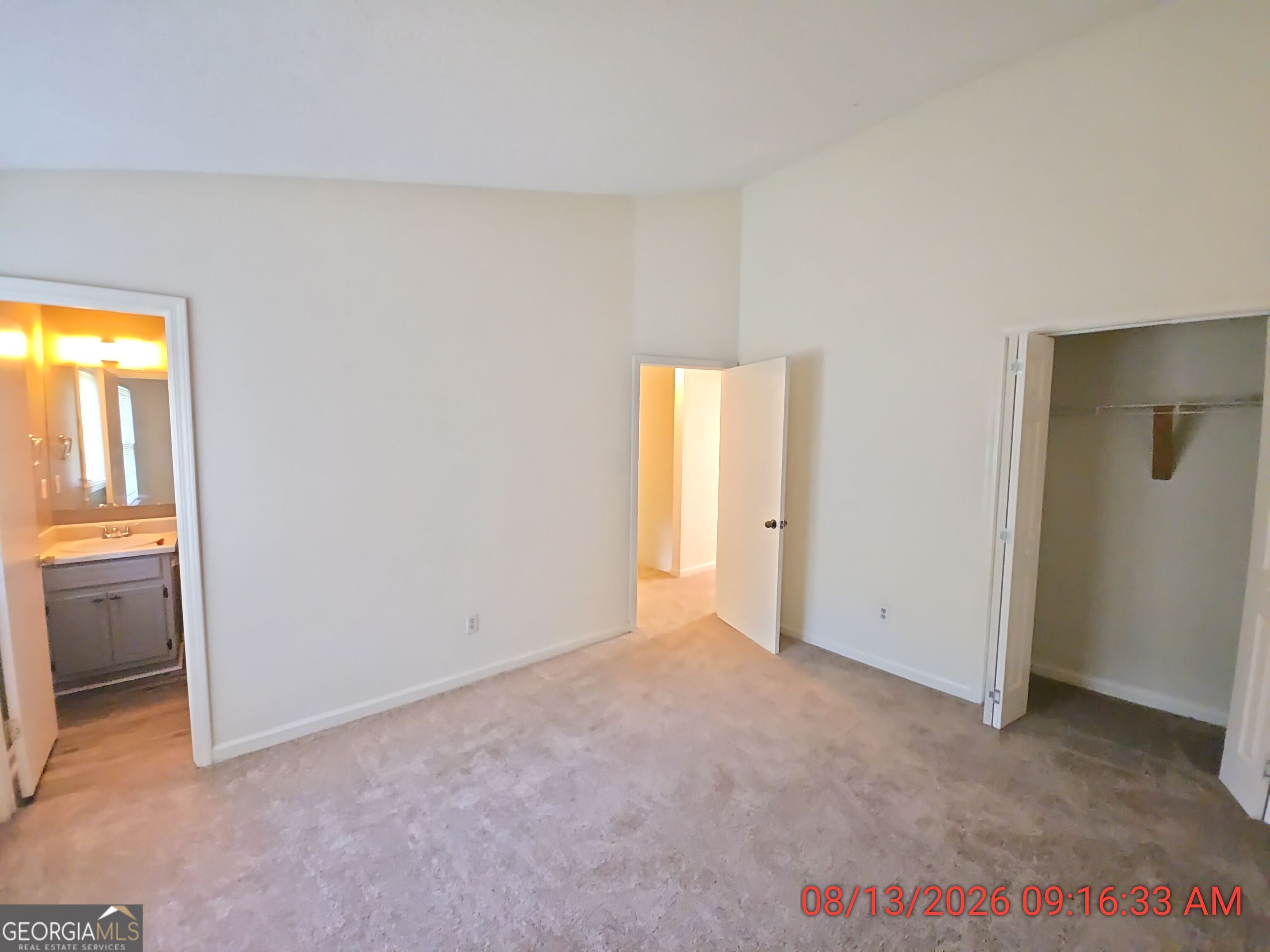 1688 Winchester Way Se Property Photo 6