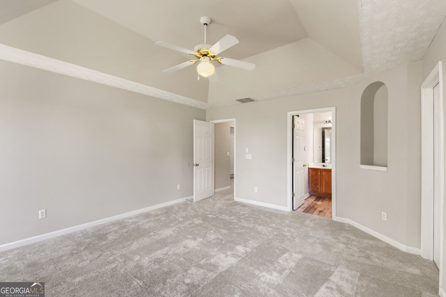 606 Mayfern Trace Property Photo 14