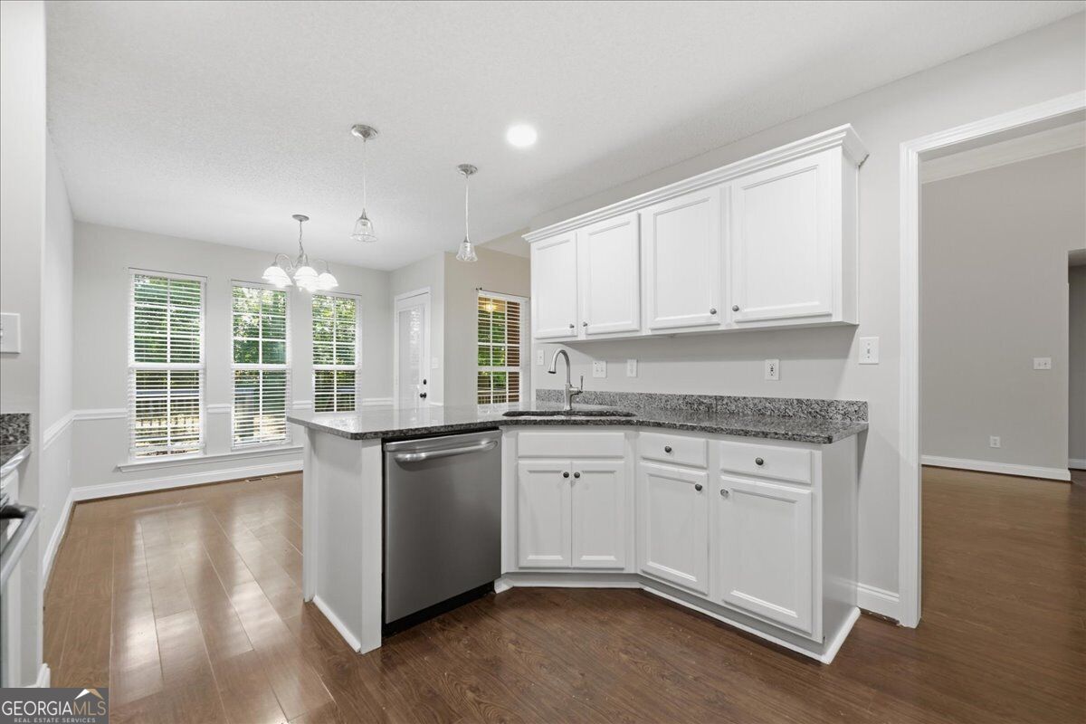 102 Quinelle Drive Property Photo 12