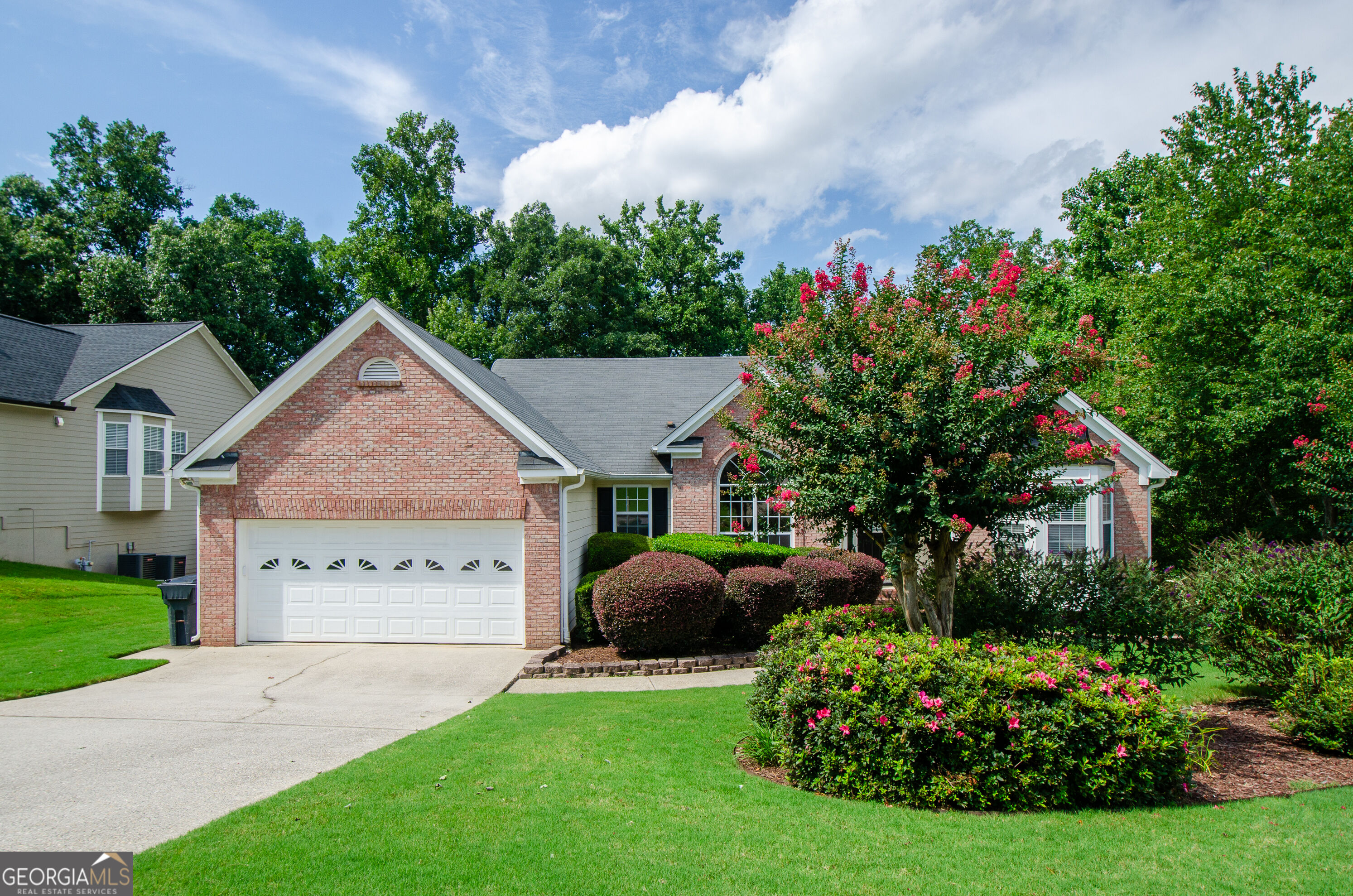 2387 Ashbury Court Property Photo 1