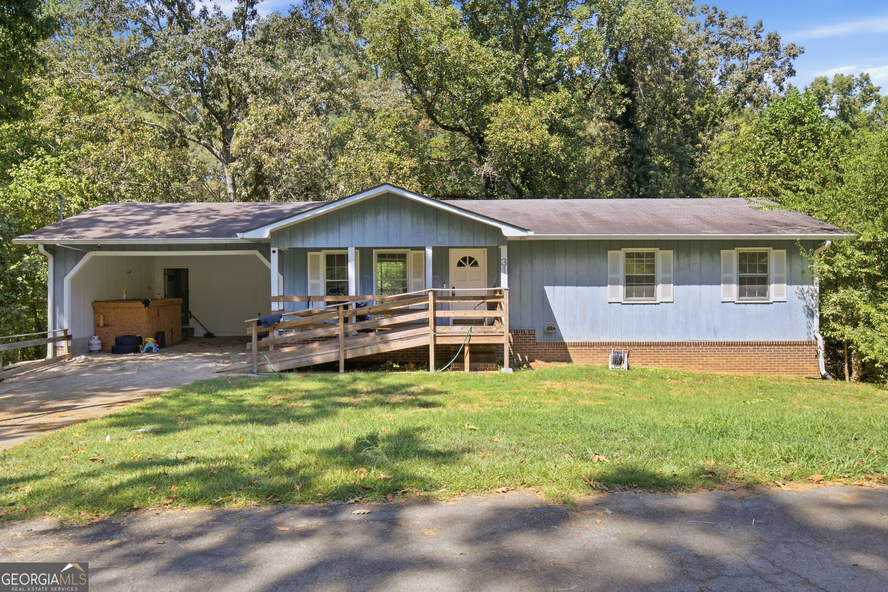 31 Rainwood Circle Se Property Photo 1