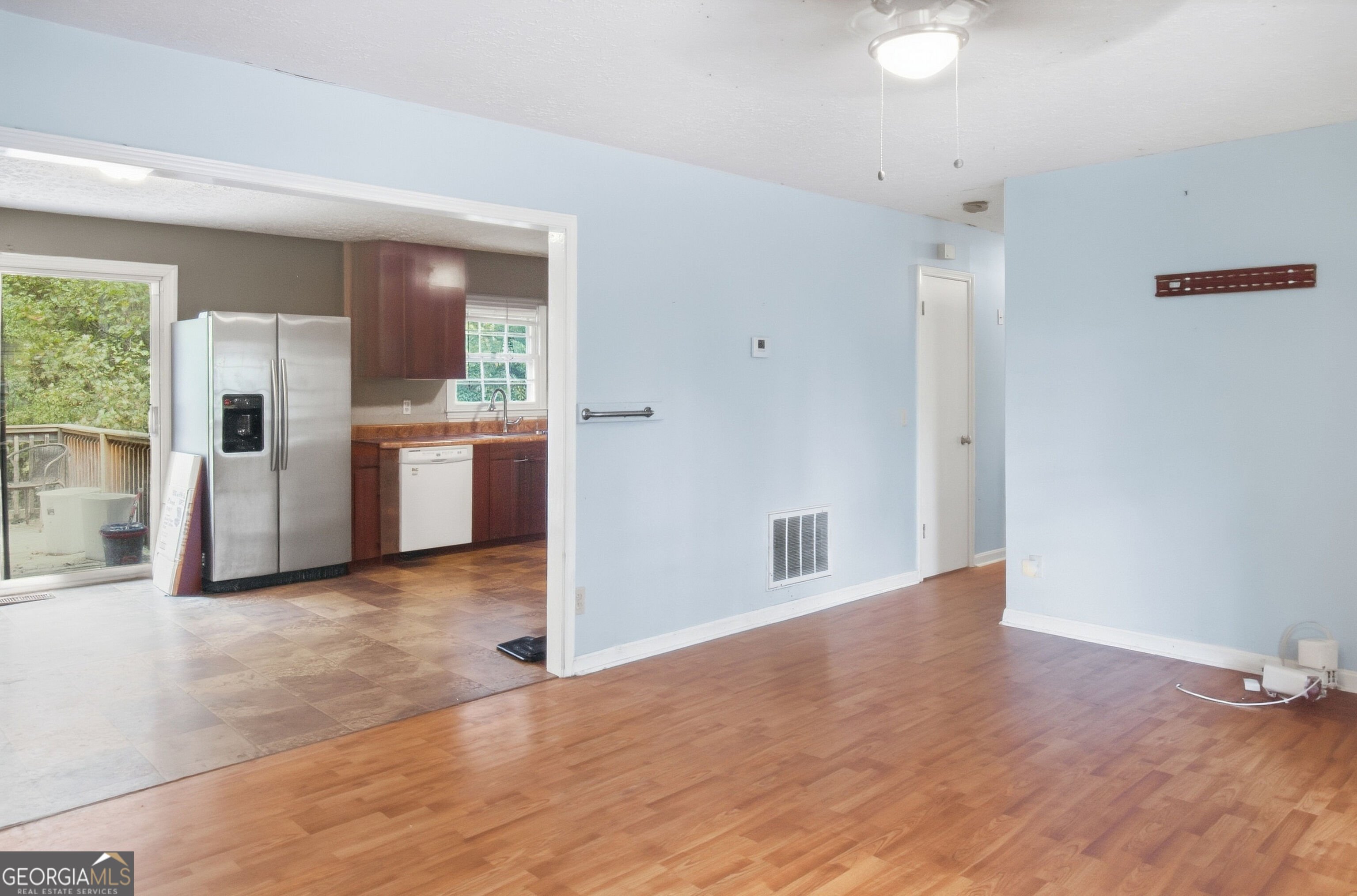 31 Rainwood Circle Se Property Photo 7