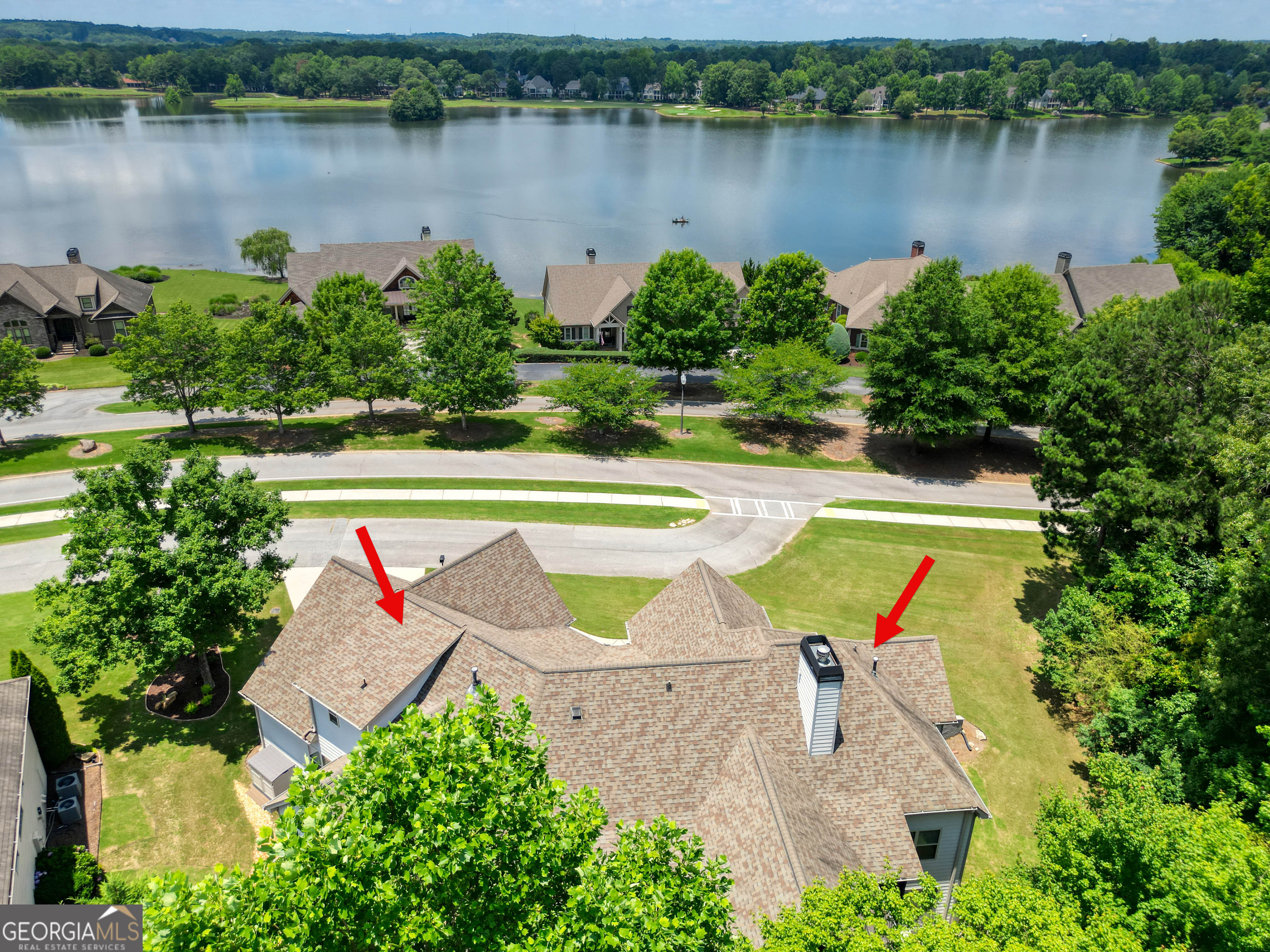 415 Vanderbilt Parkway Property Photo 2