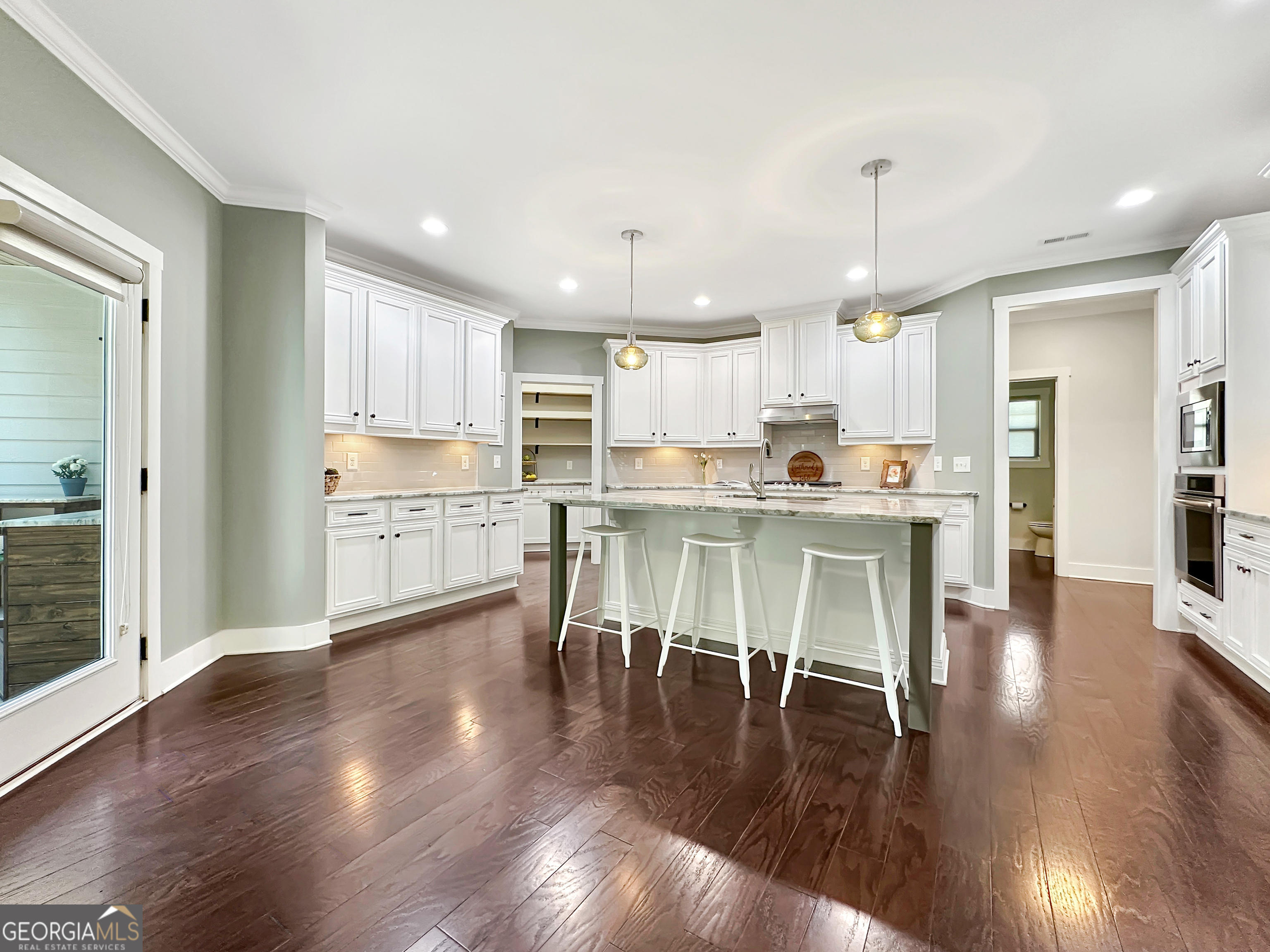 415 Vanderbilt Parkway Property Photo 10