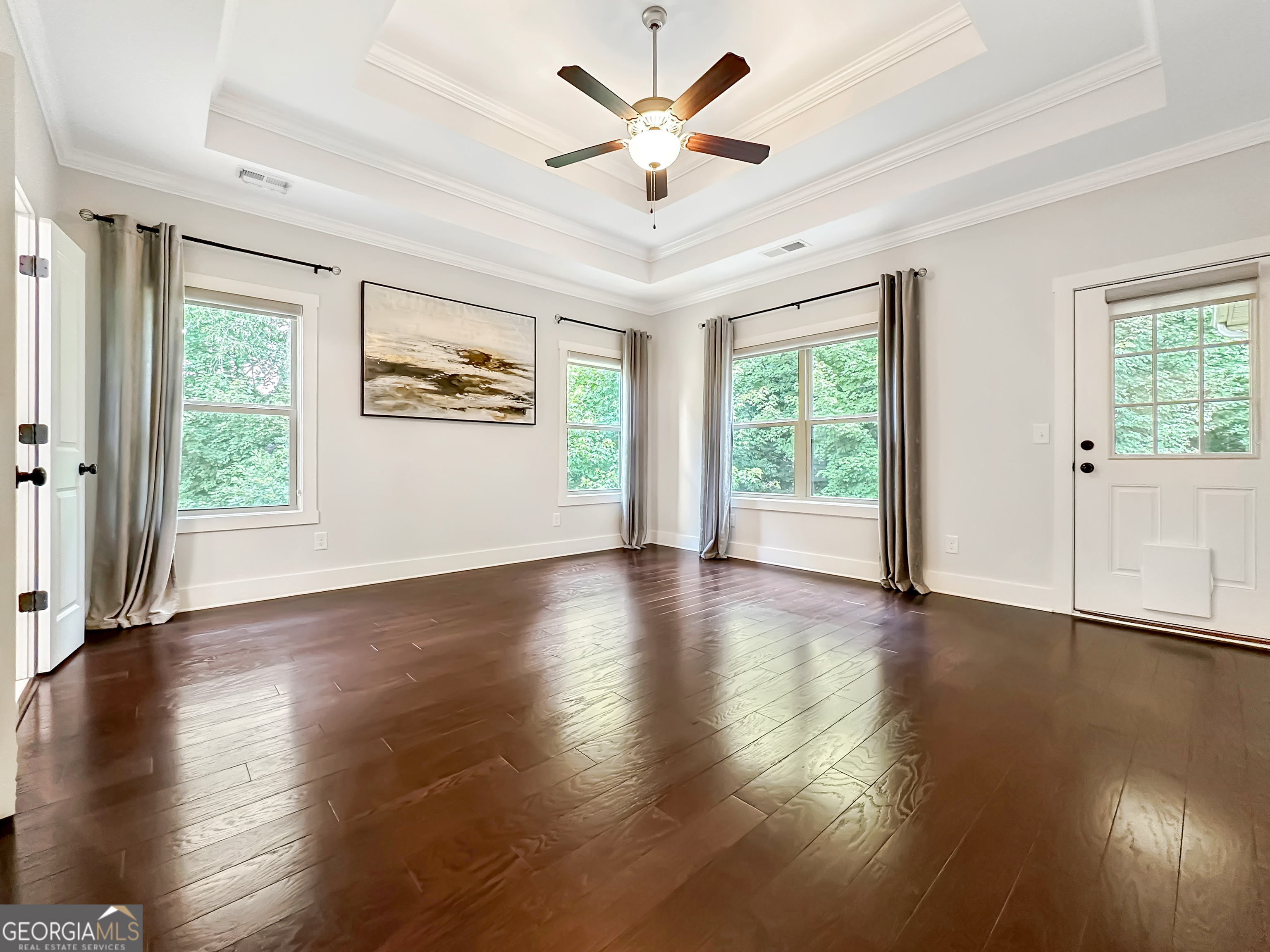 415 Vanderbilt Parkway Property Photo 19