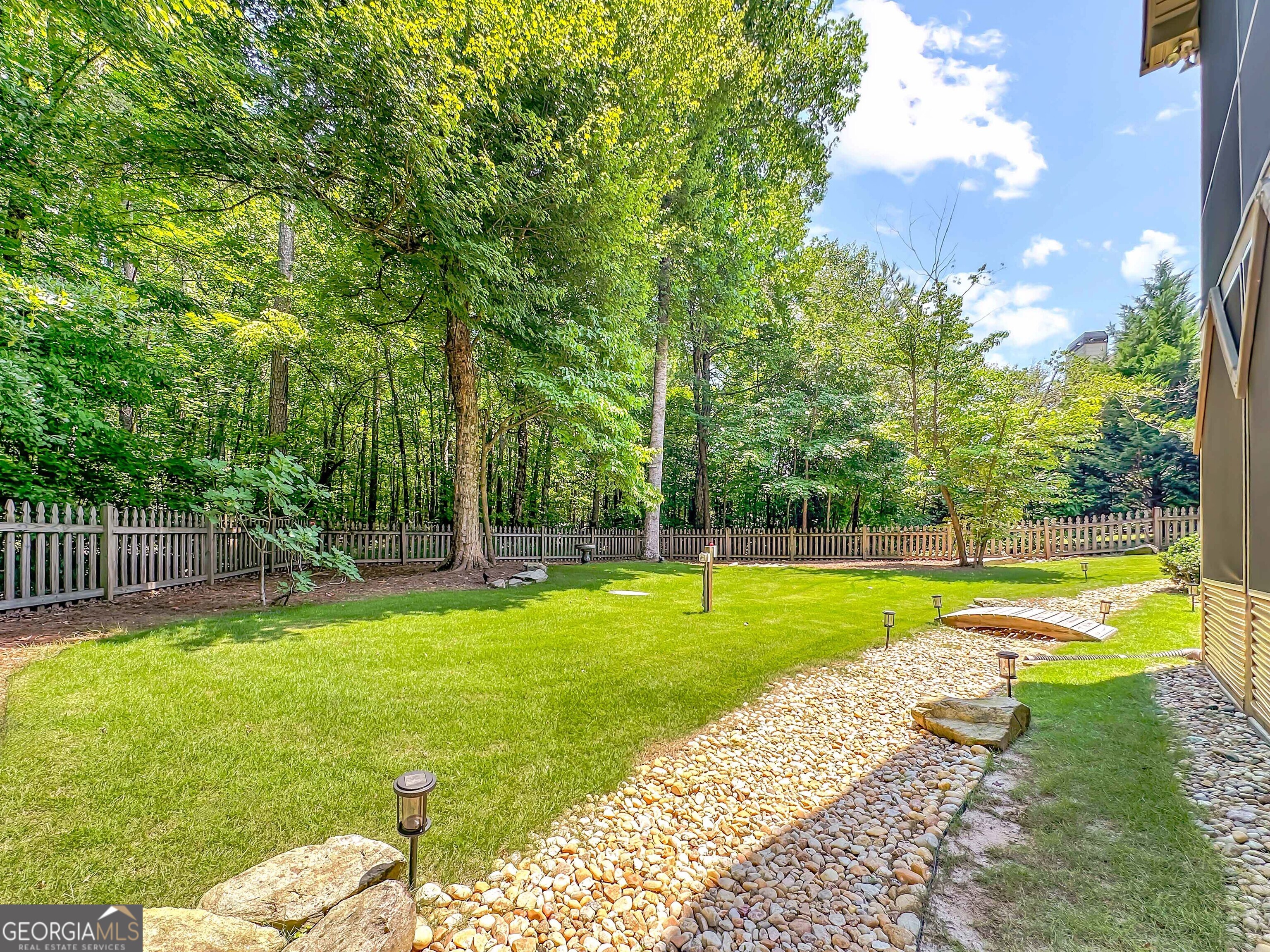 415 Vanderbilt Parkway Property Photo 42